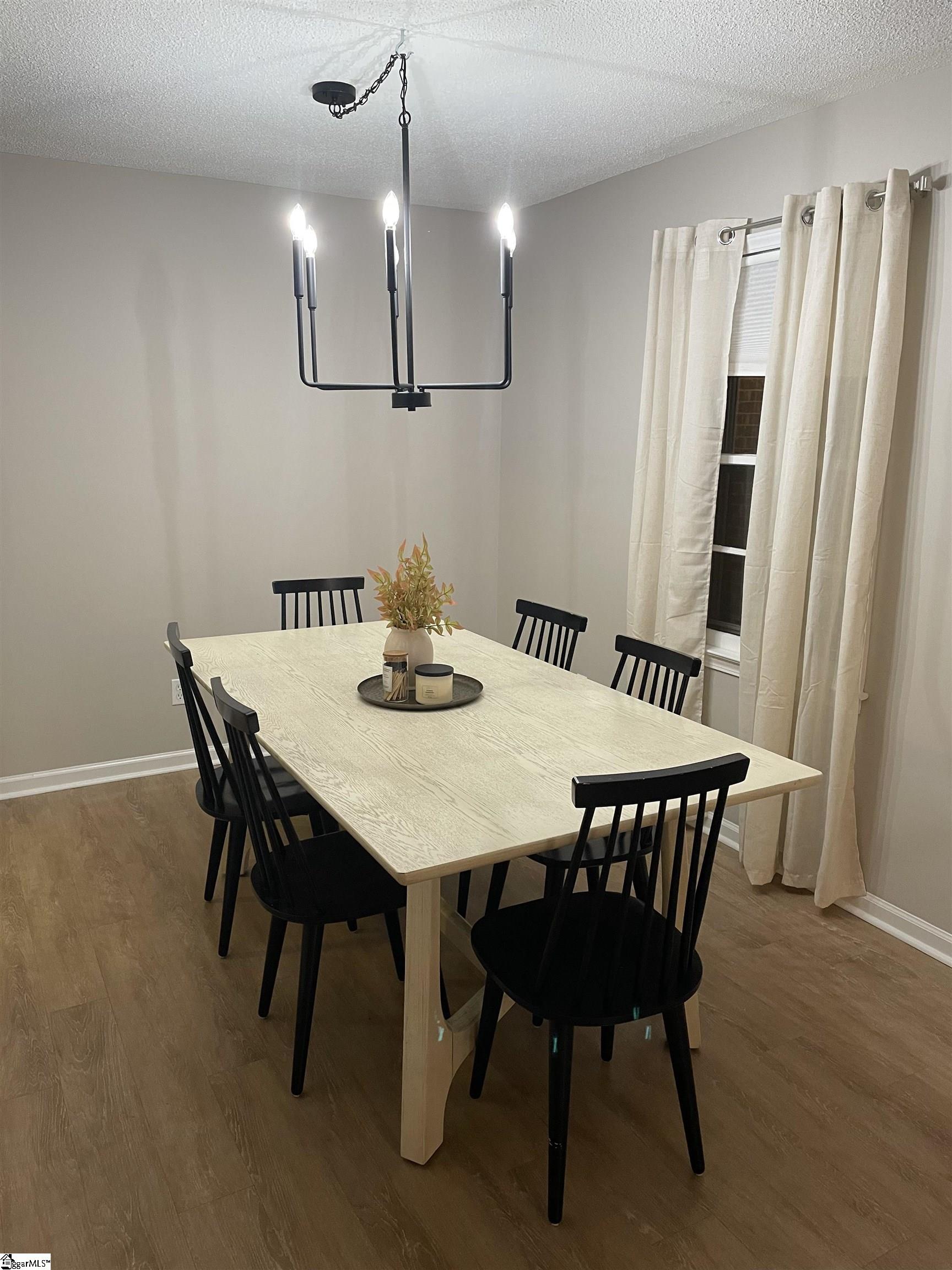 Homes for sale in Clinton, SC | 102 W Maple St, Clinton, SC 29325 | MLS# 1580125