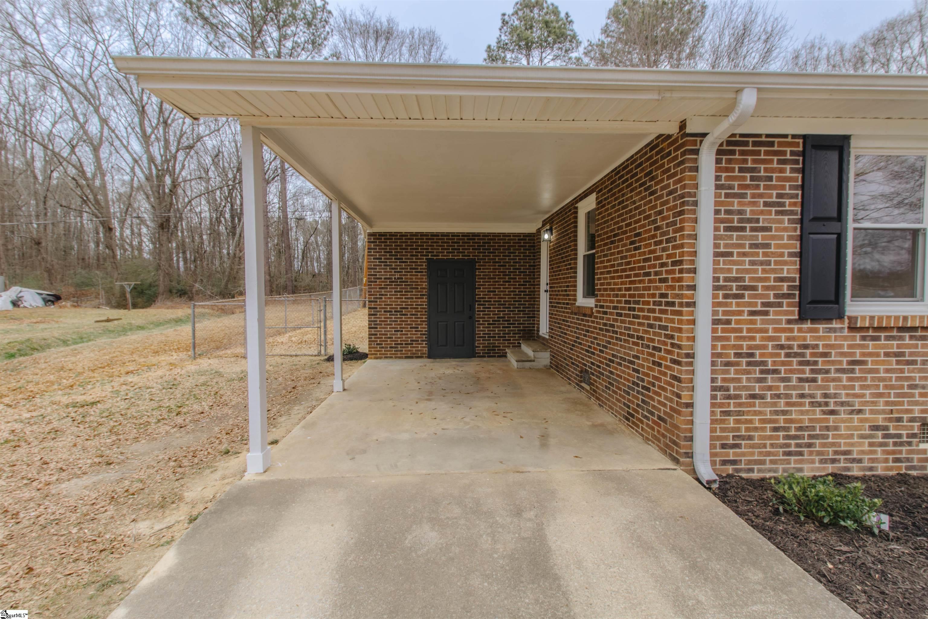 Homes for sale in Honea Path, SC | 319 E Hampton St, Honea Path, SC 29654 | MLS# 1580129