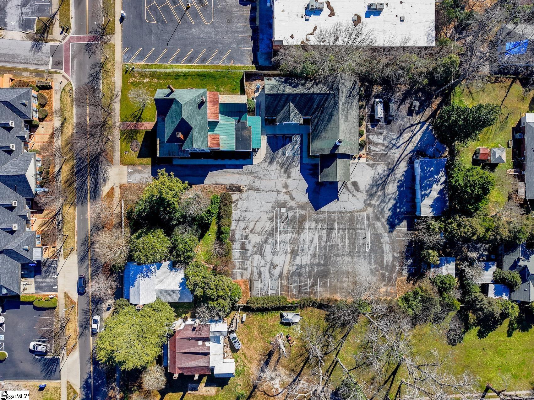 Homes for sale in Abbeville, SC | 208 S Main St, Abbeville, SC 29620 | MLS# 1580145