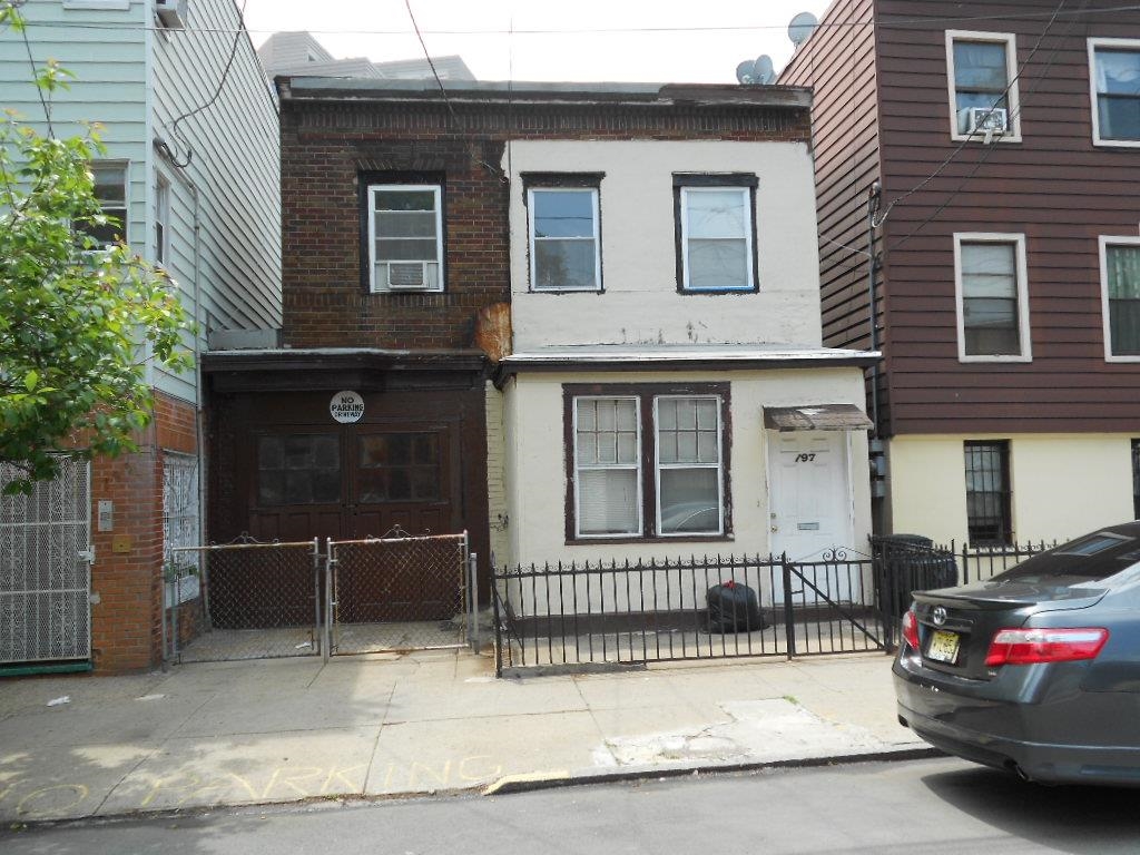 197 BAY ST, JC, Downtown, NJ 07302
