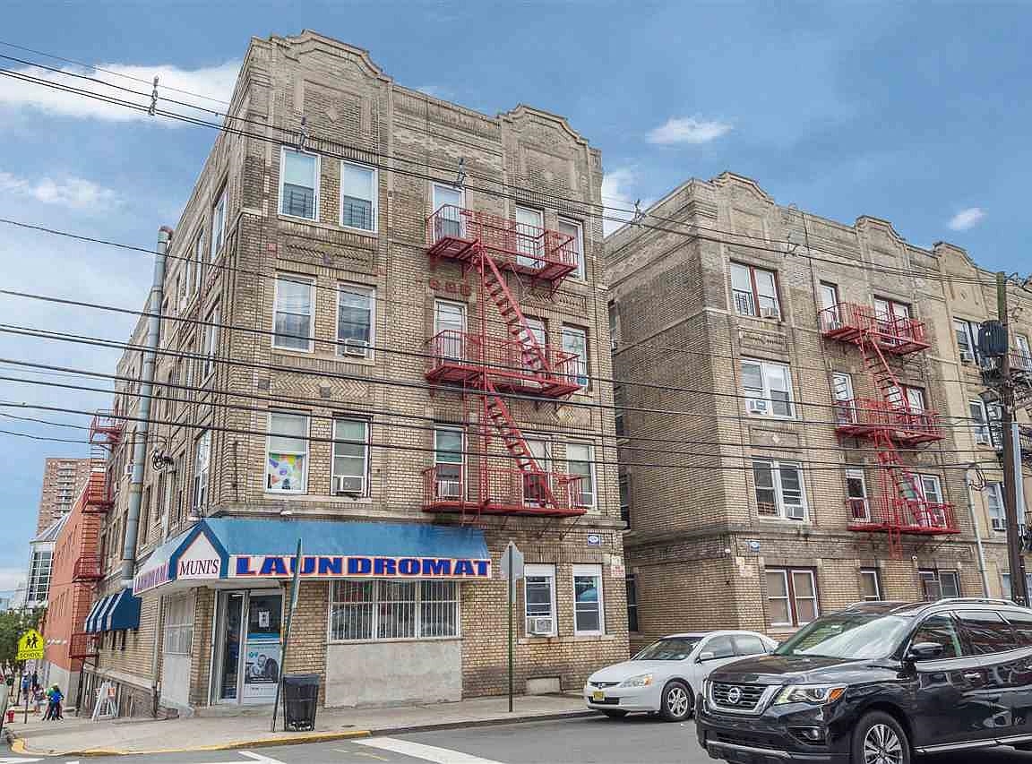 5612 HUDSON AVE 3A, West New York, NJ 07093