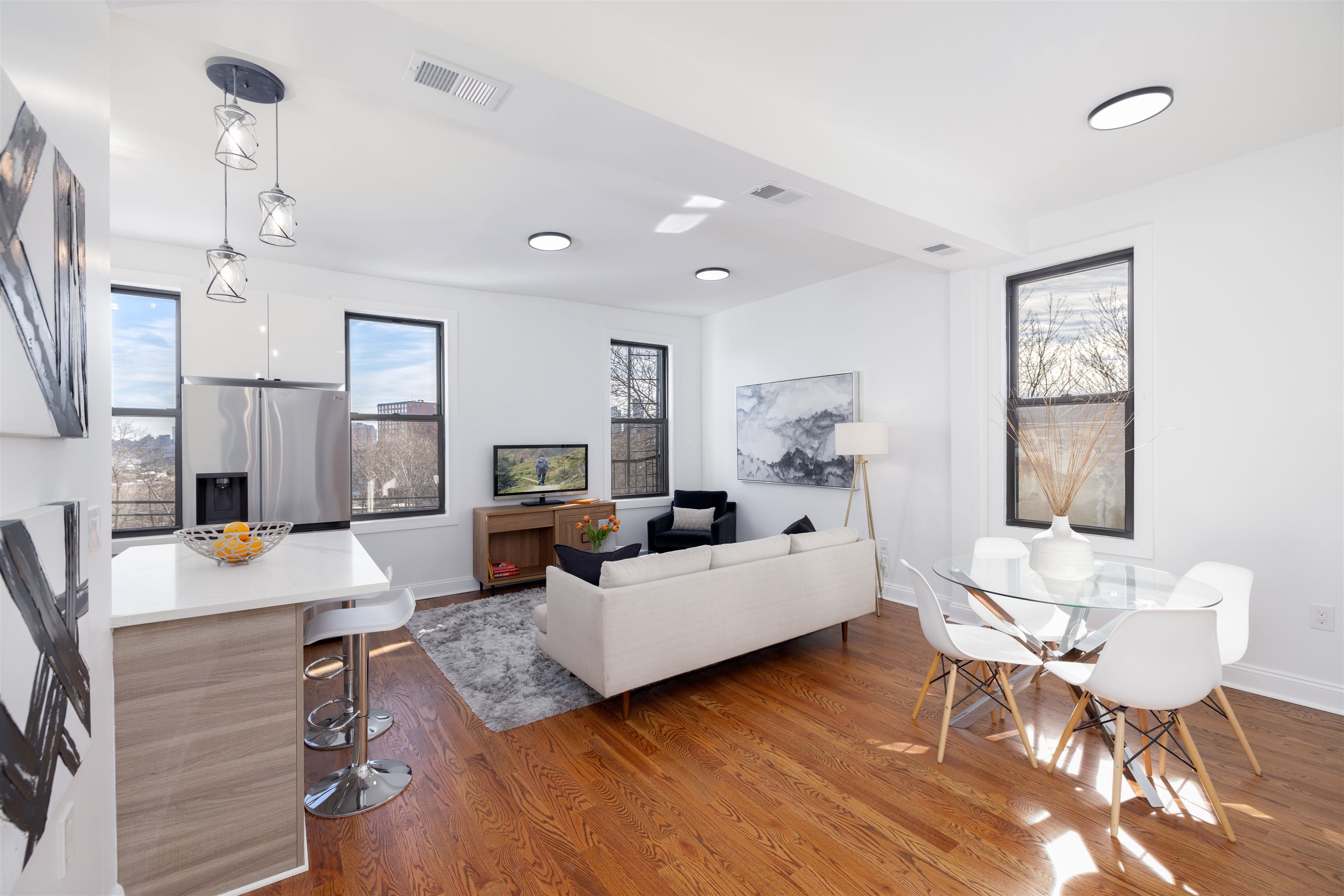 236 PALISADE AVE 3, JC, Heights, NJ 07306