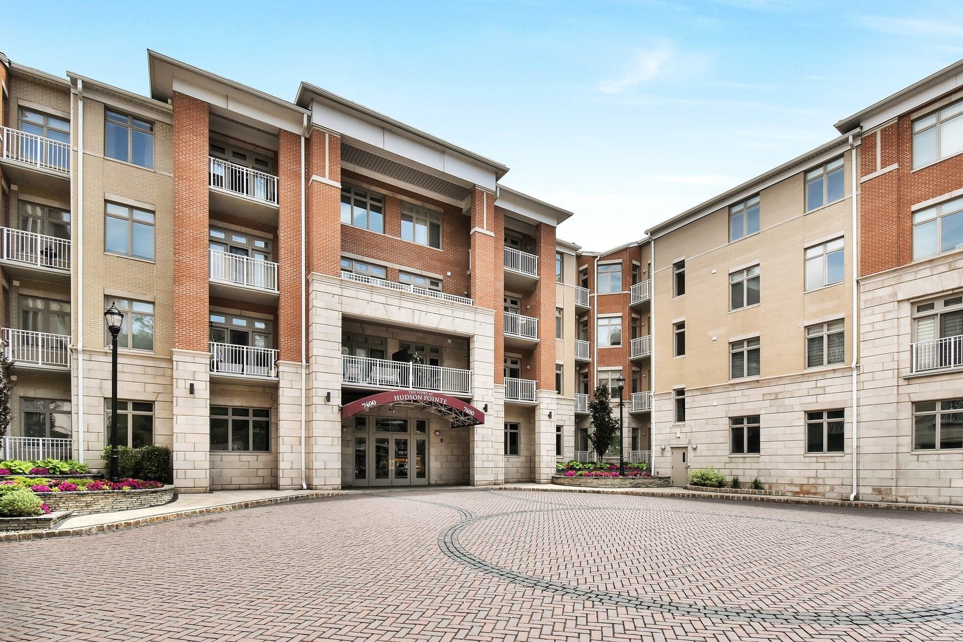 7400 RIVER RD 315, North Bergen, NJ 07047