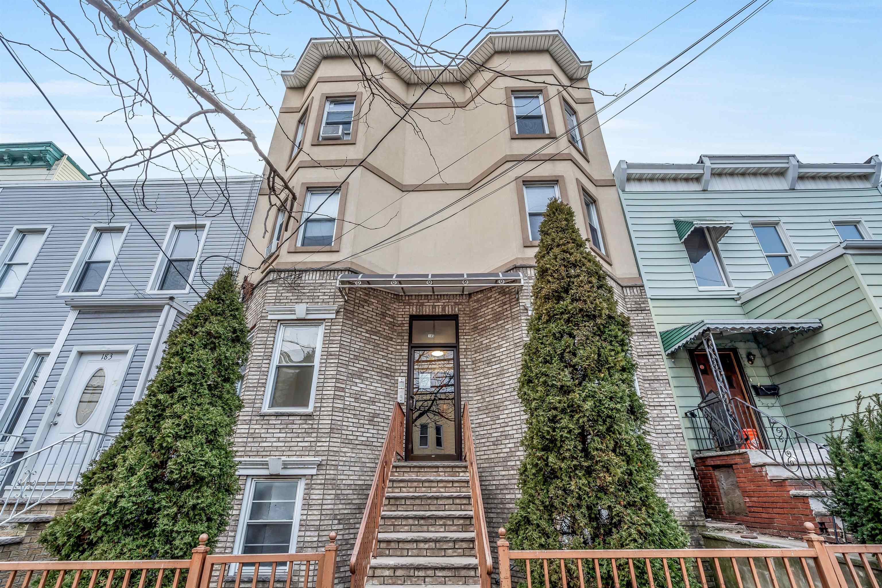 185 HACKENSACK PLANK RD, Weehawken, NJ 07086