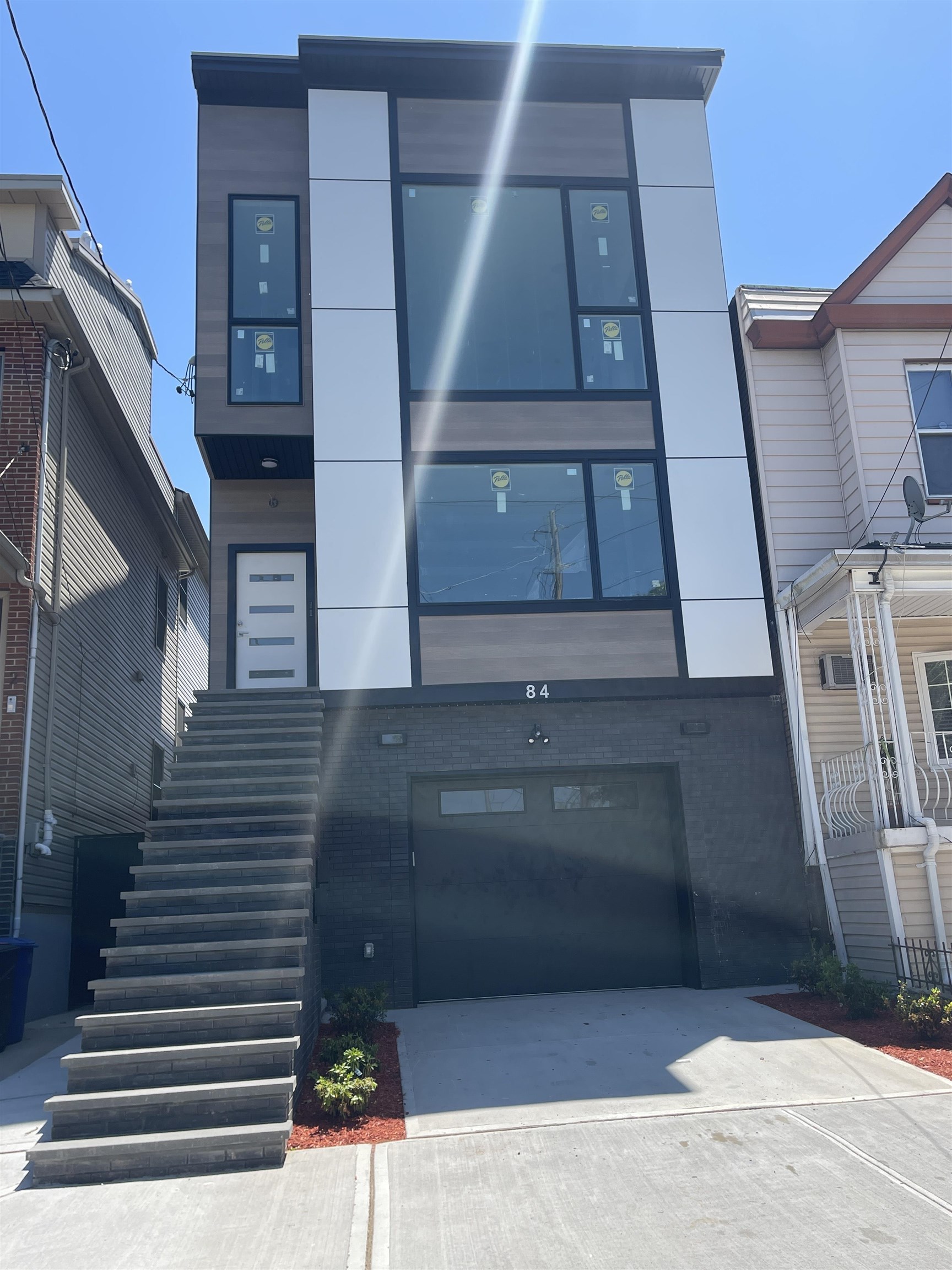 84 NELSON AVE 2, JC, Heights, NJ 07307
