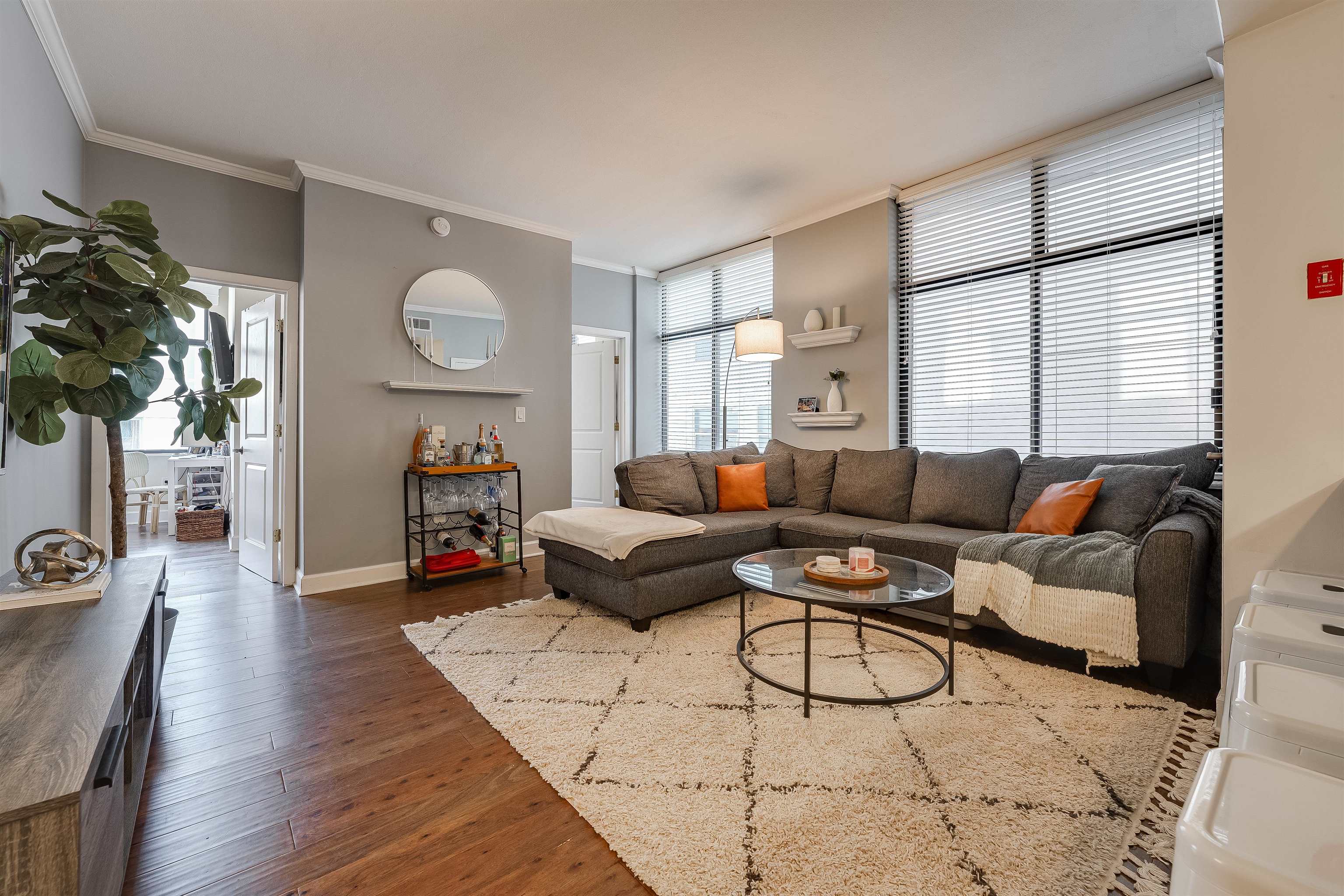 610 NEWARK ST 4H, Hoboken, NJ 07030