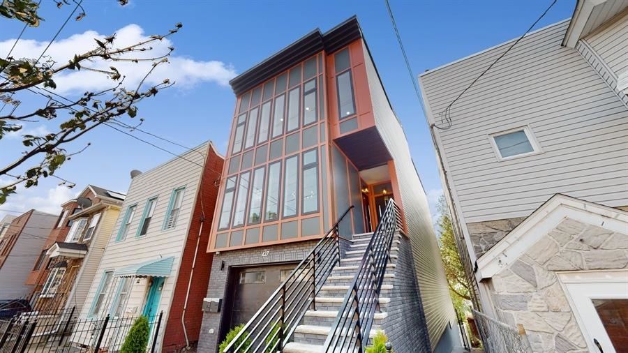 427 LIBERTY AVE 2, JC, Heights, NJ 07307