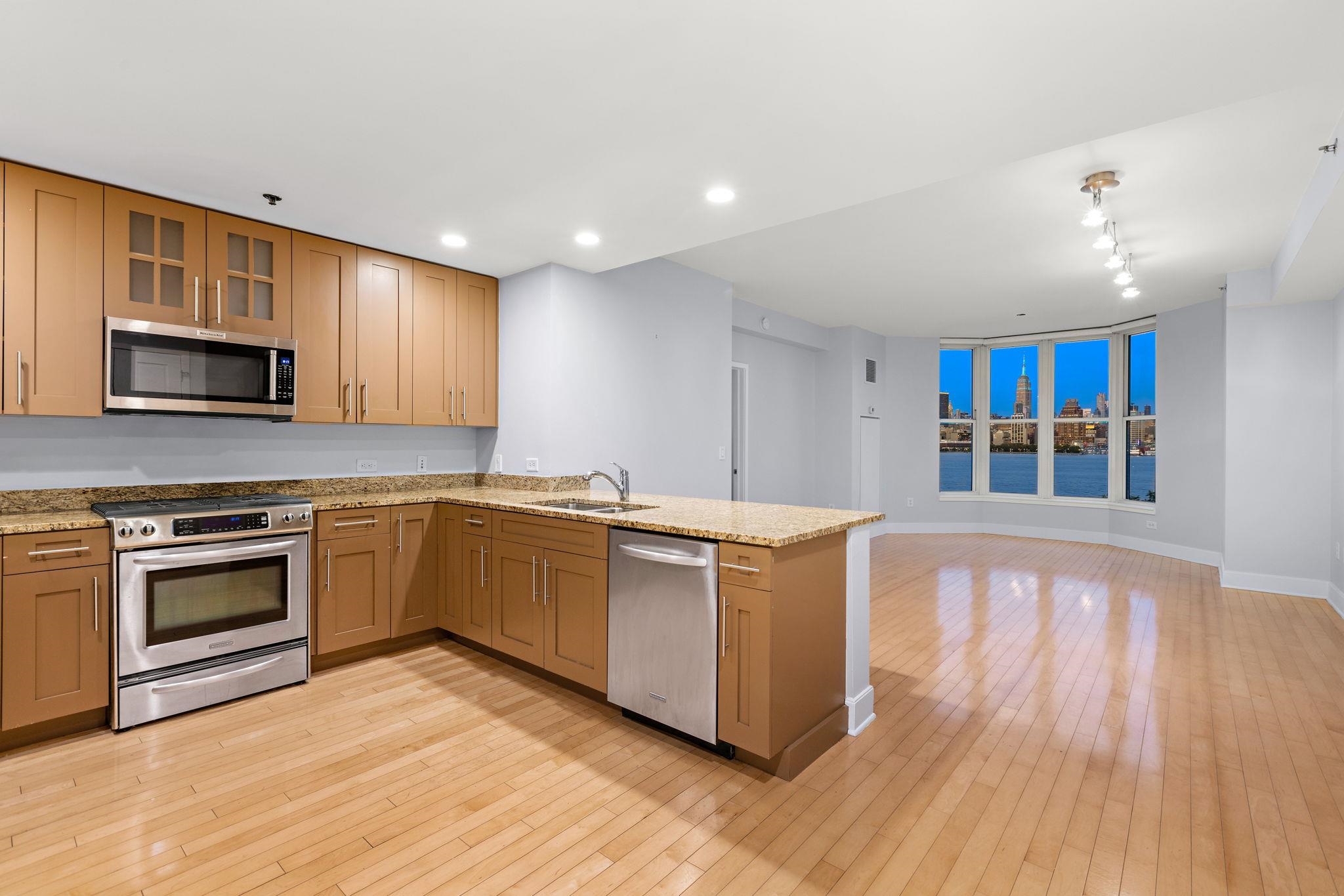 1125 MAXWELL LANE 344, Hoboken, NJ 07030