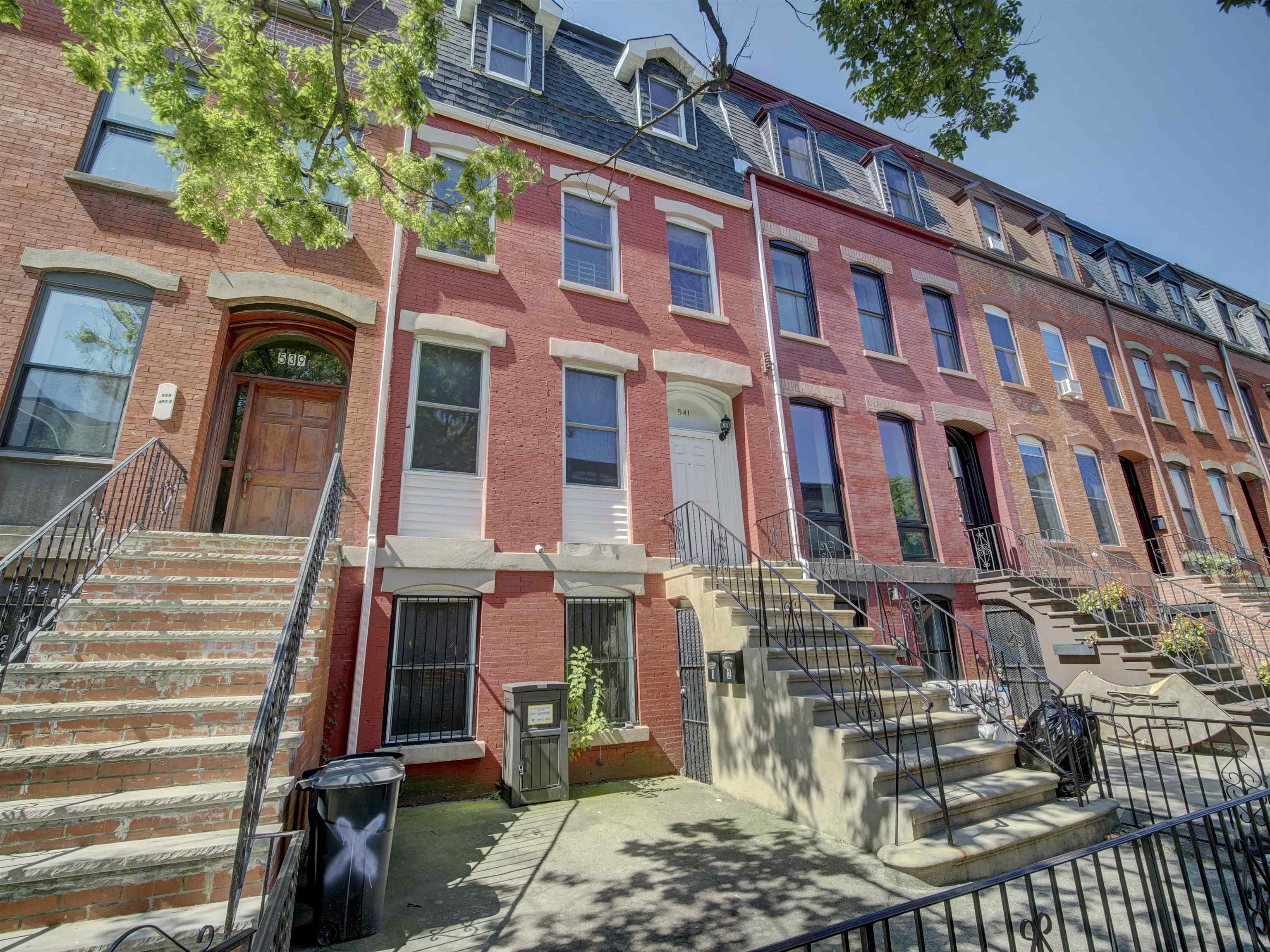 541 BRAMHALL AVE, JC, Bergen-Lafayett, NJ 07304