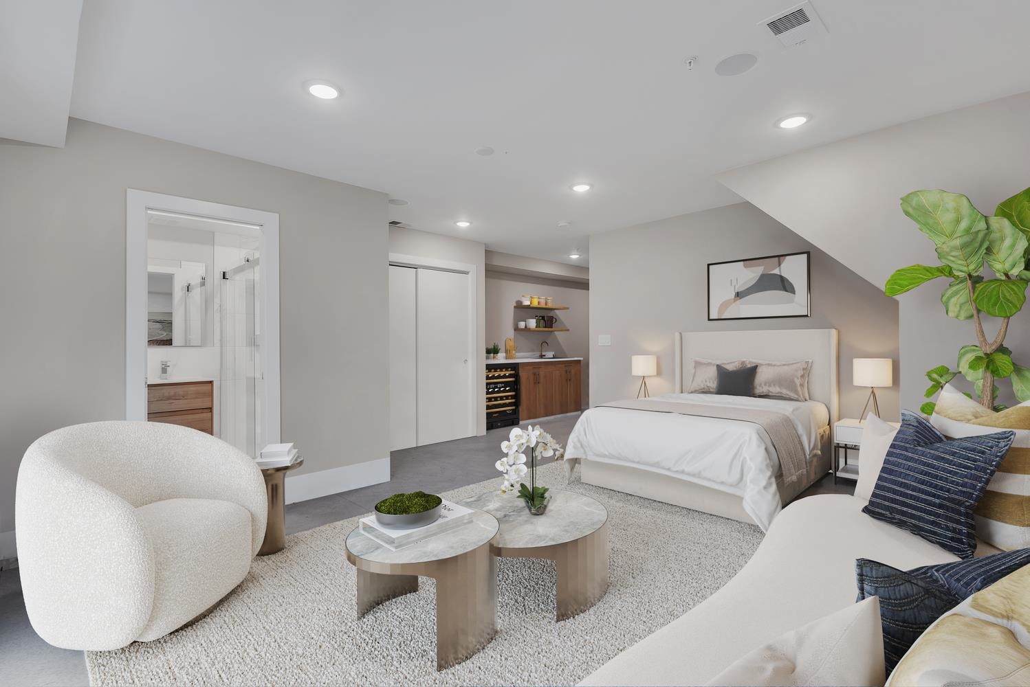 listing main picture