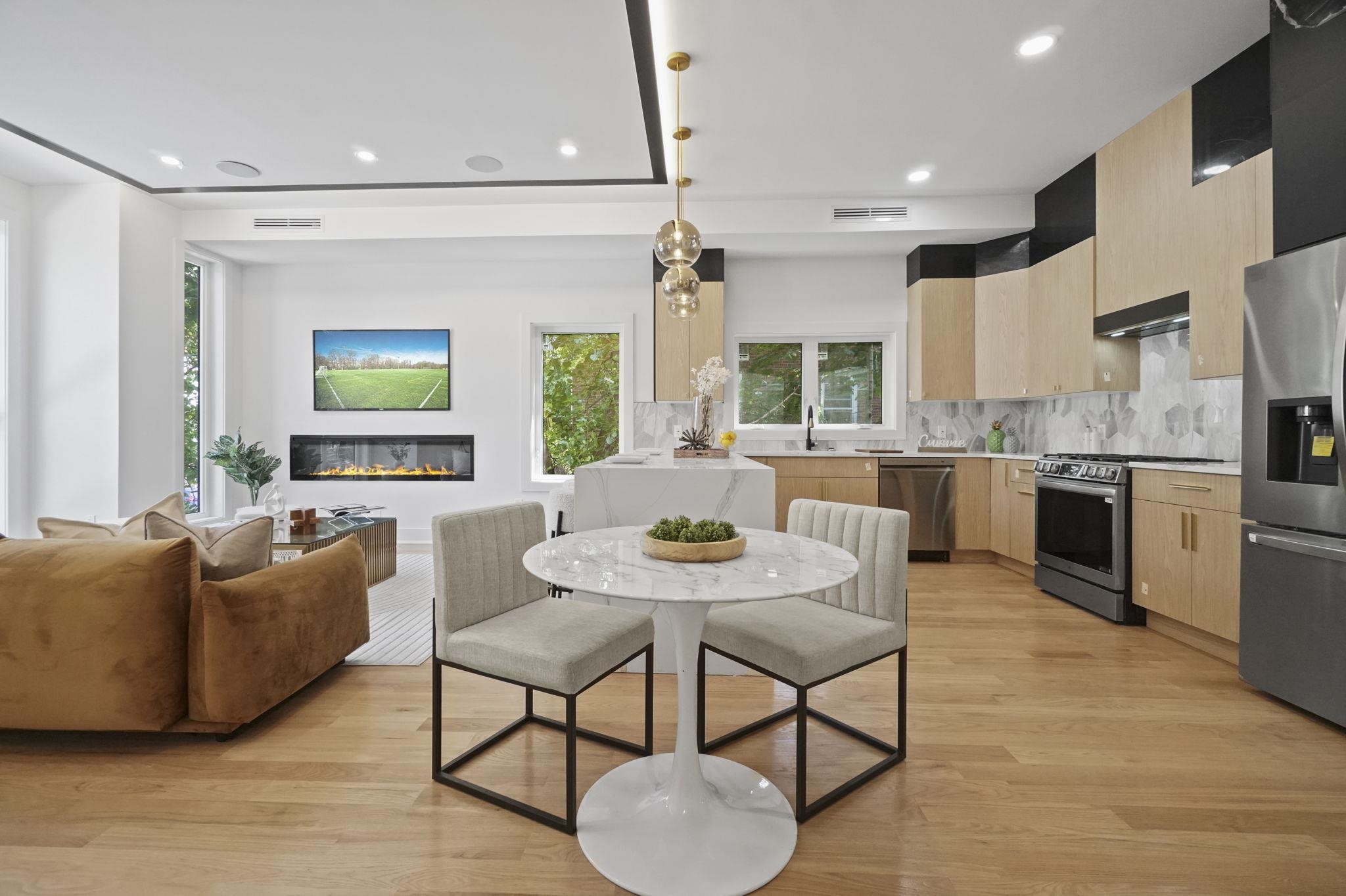 listing main picture