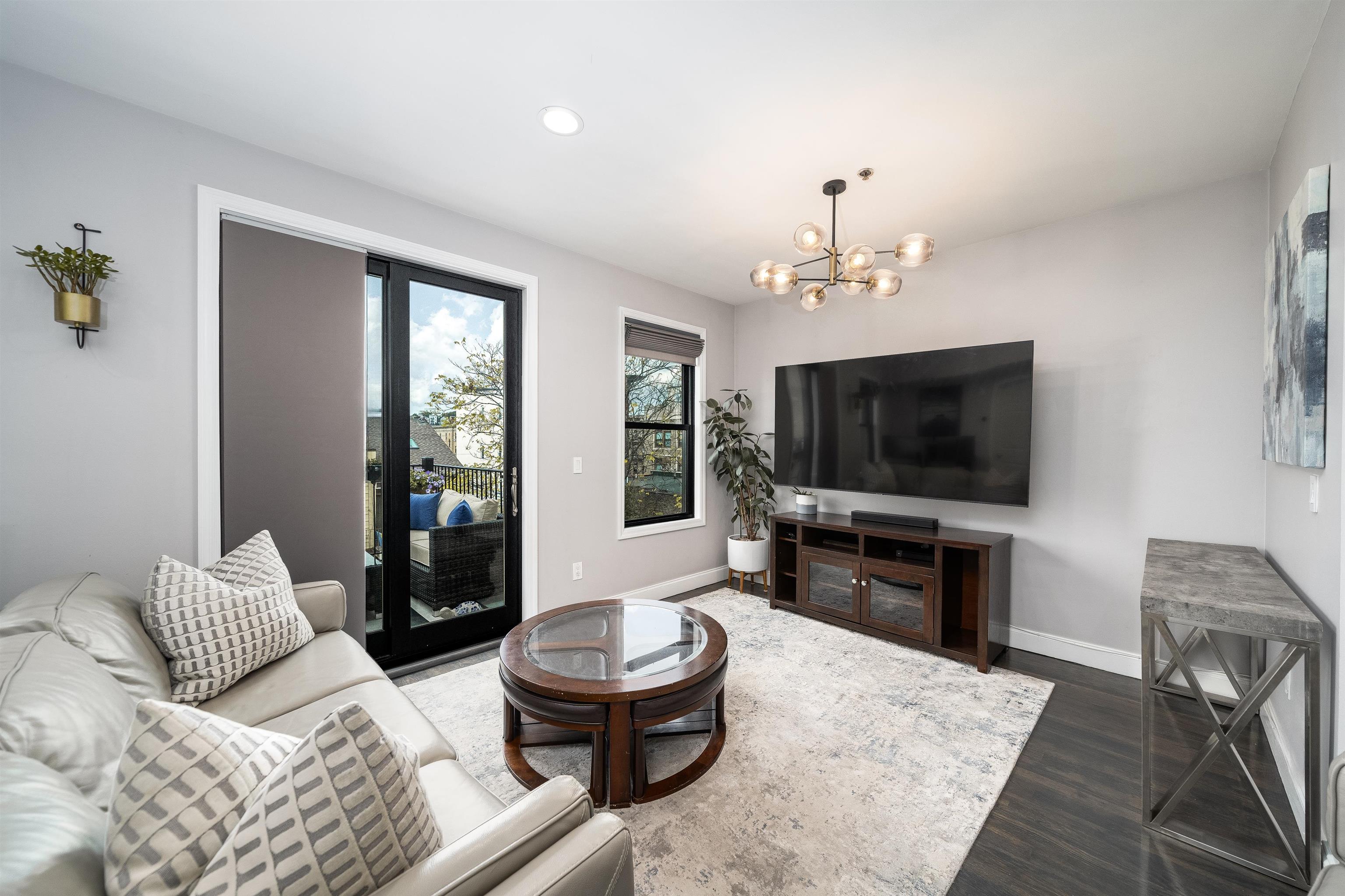 416 GRAND Street Hoboken, New Jersey, United States Luxury Home Rental