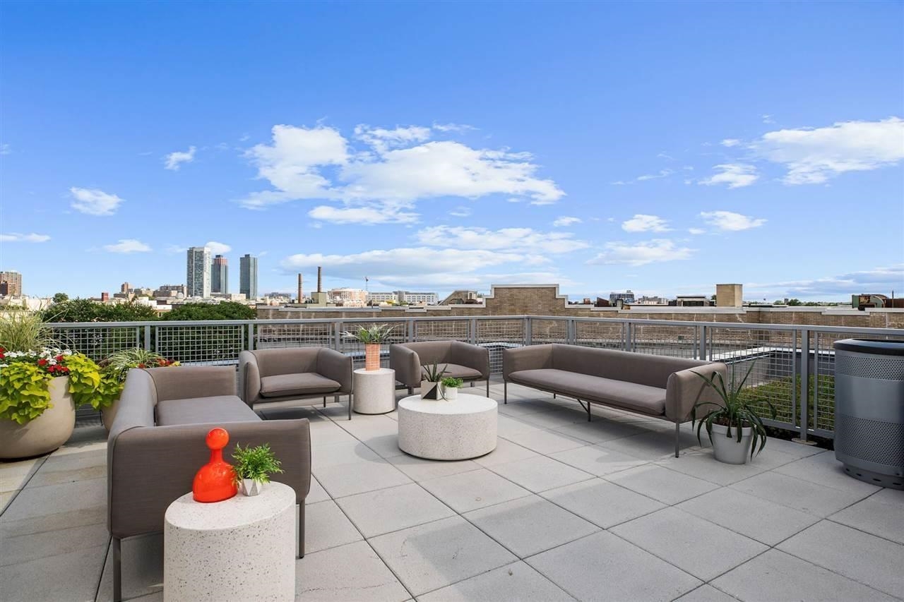 listing main picture