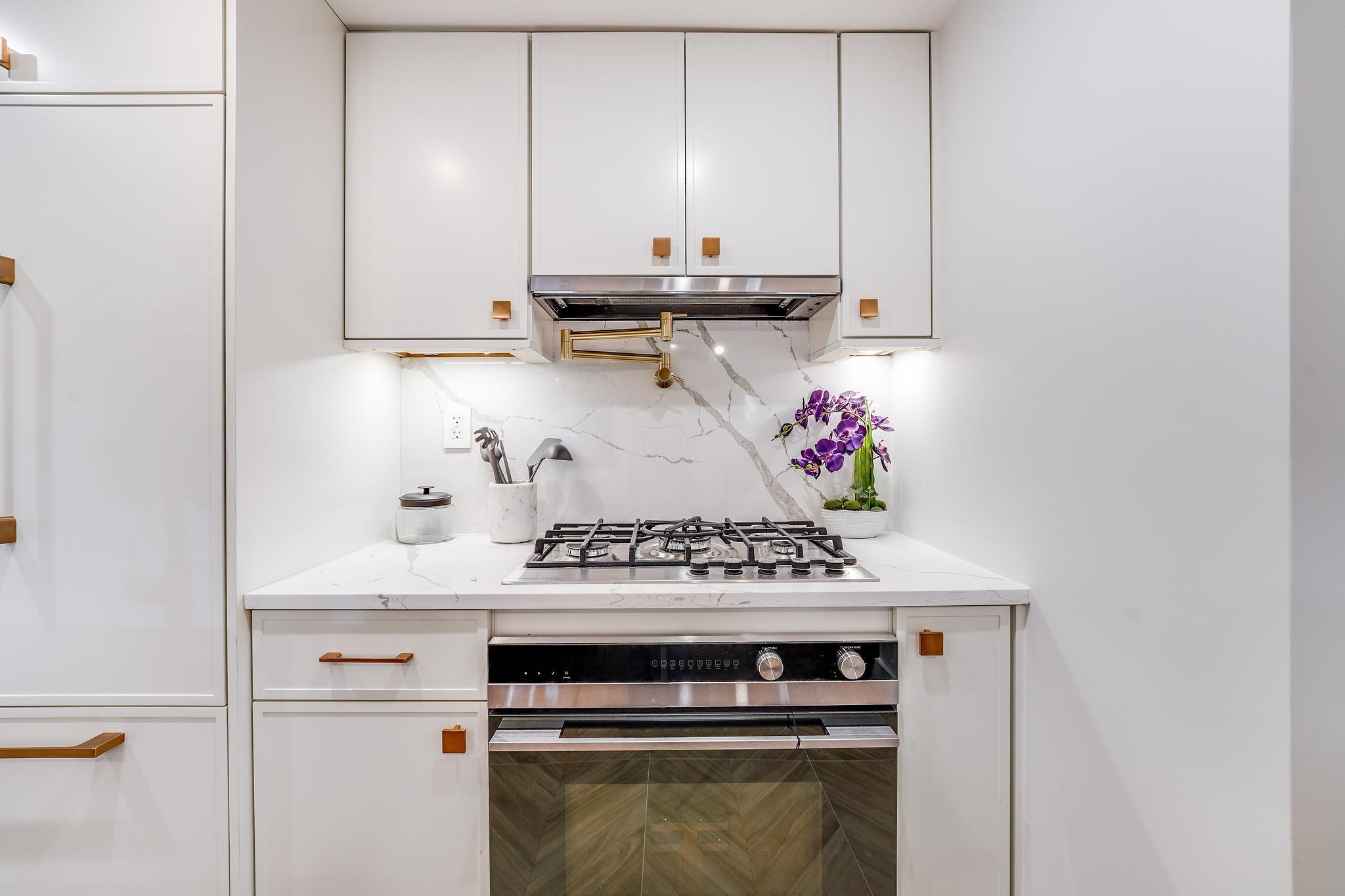 listing main picture