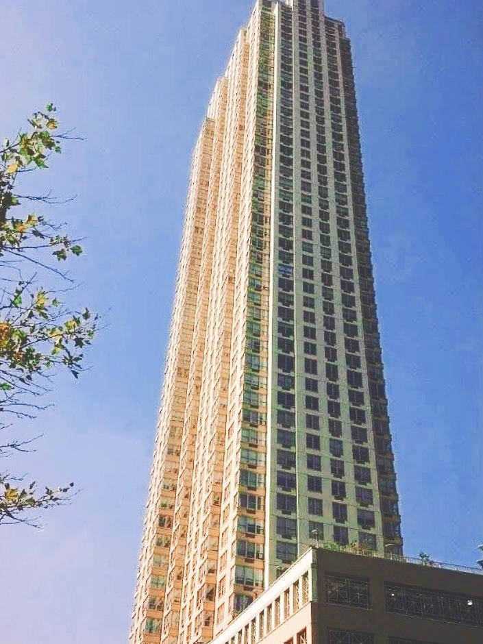 listing main picture