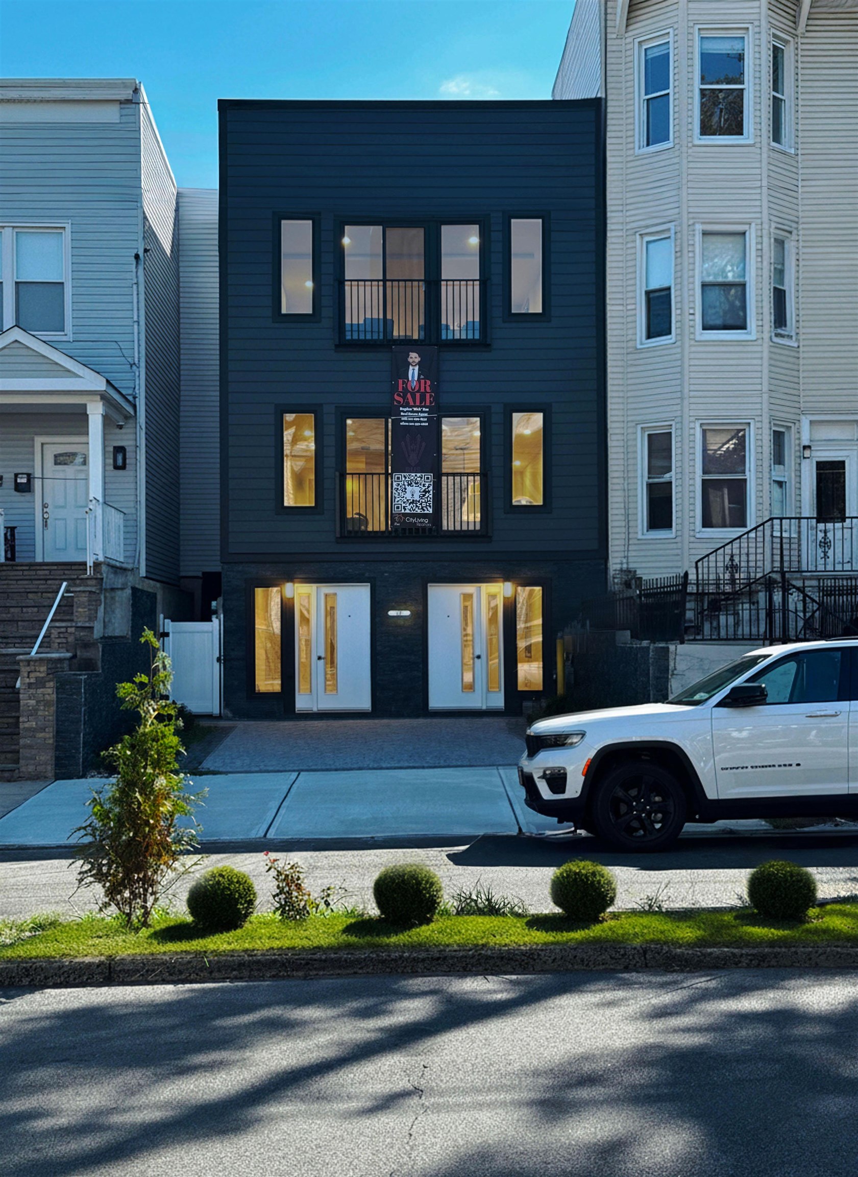 listing main picture