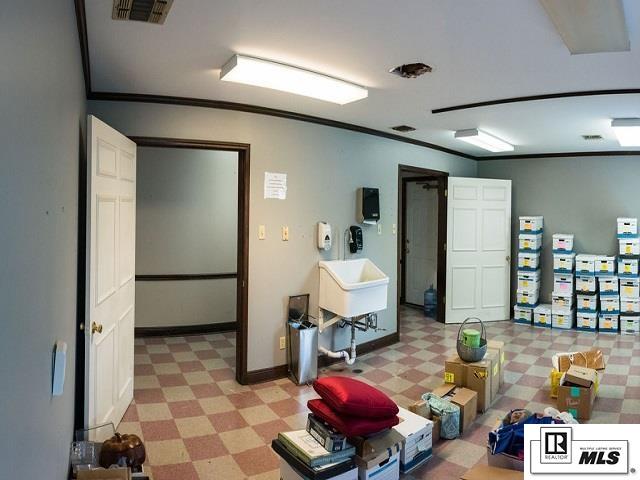 427 Vine Street