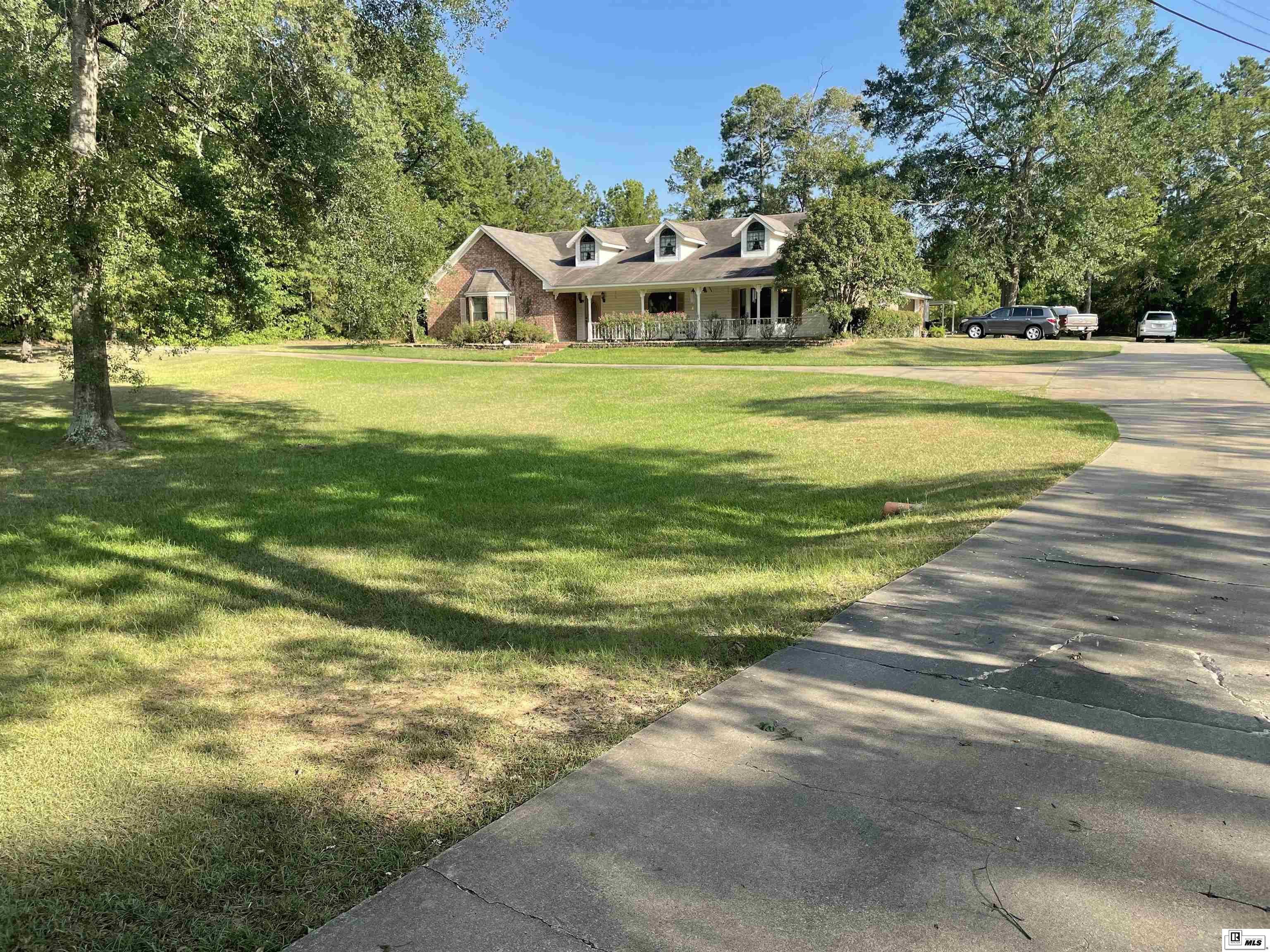 2027 New Natchitoches Road