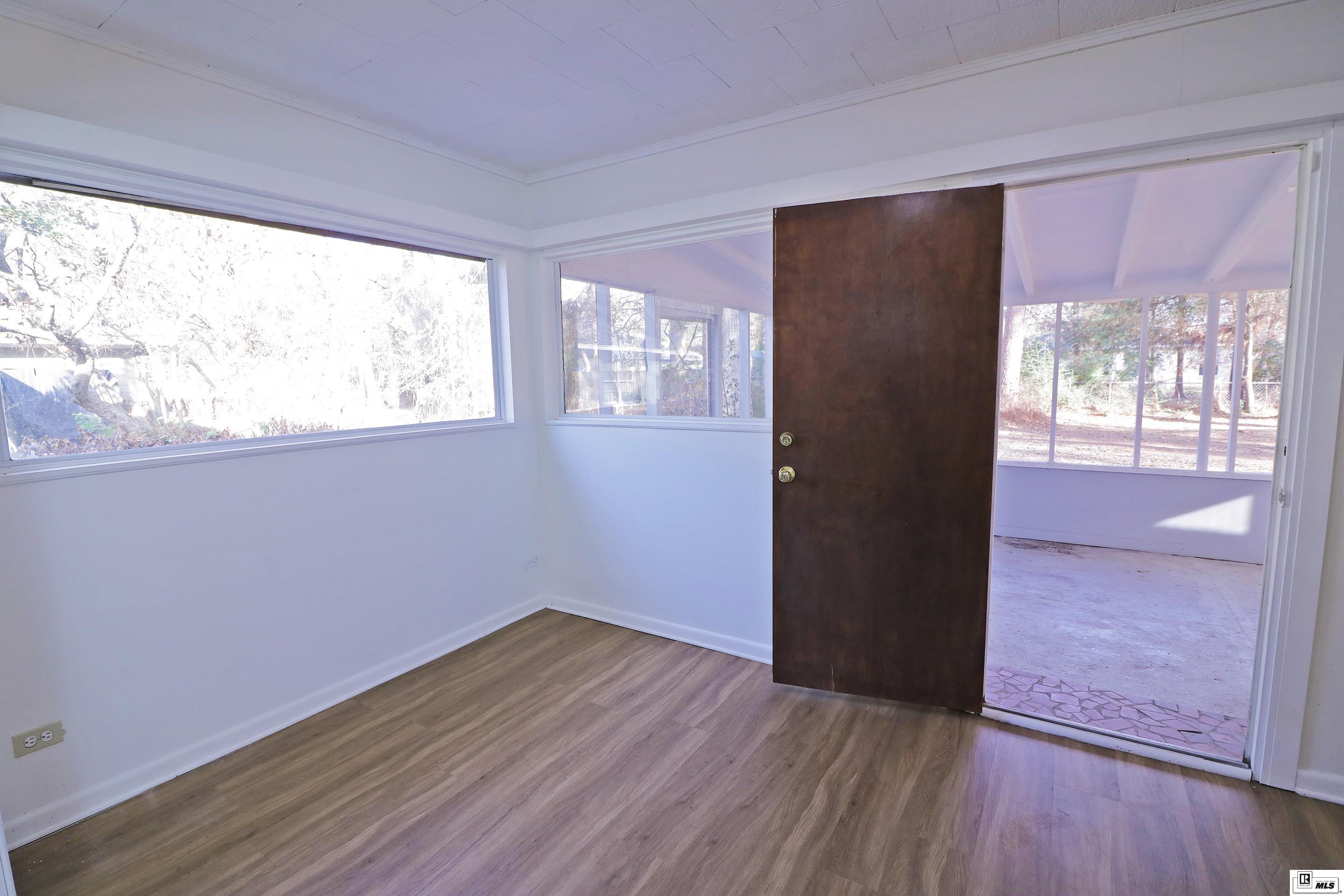 2012 Stuart Avenue