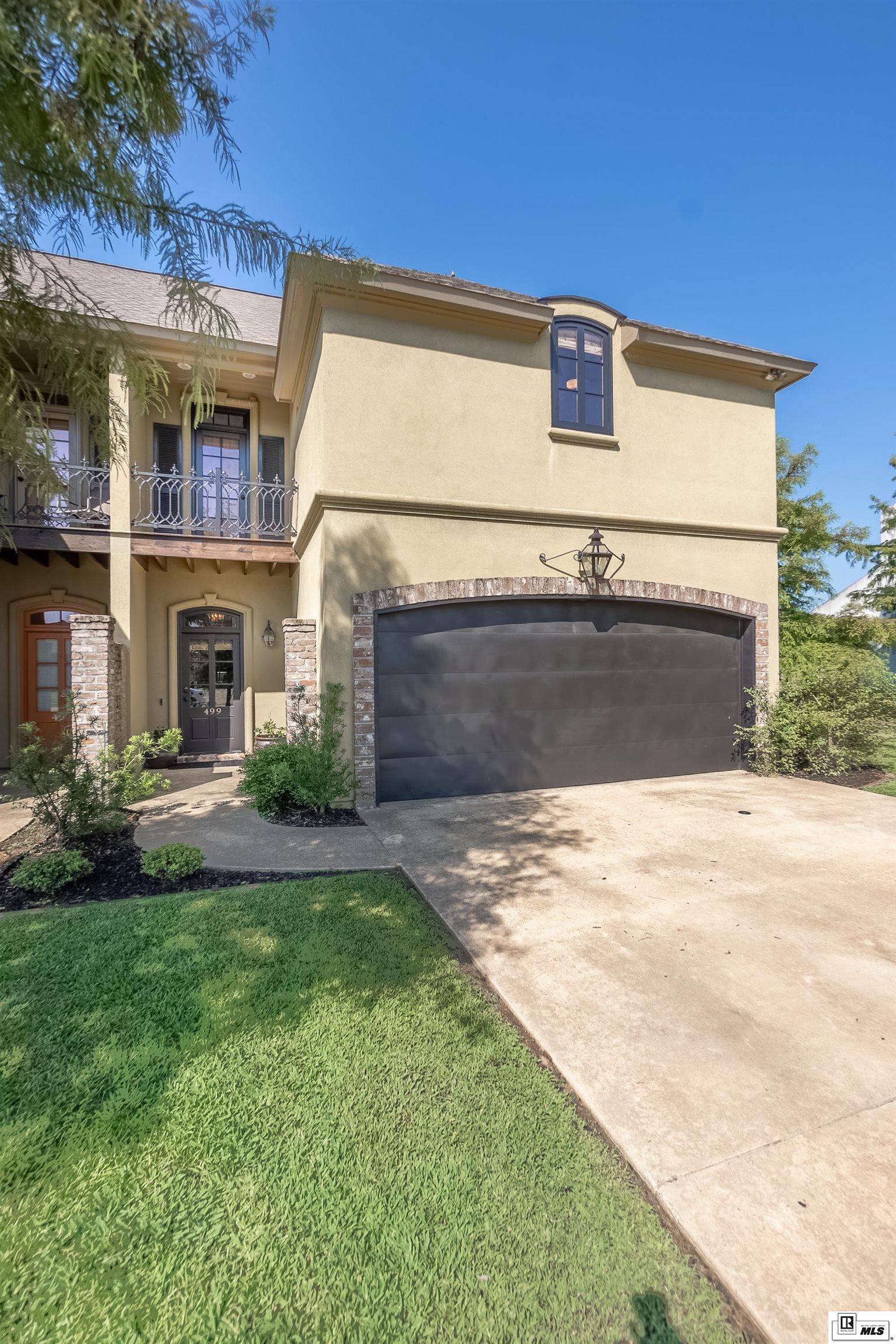 499 Cliff Bullock Drive