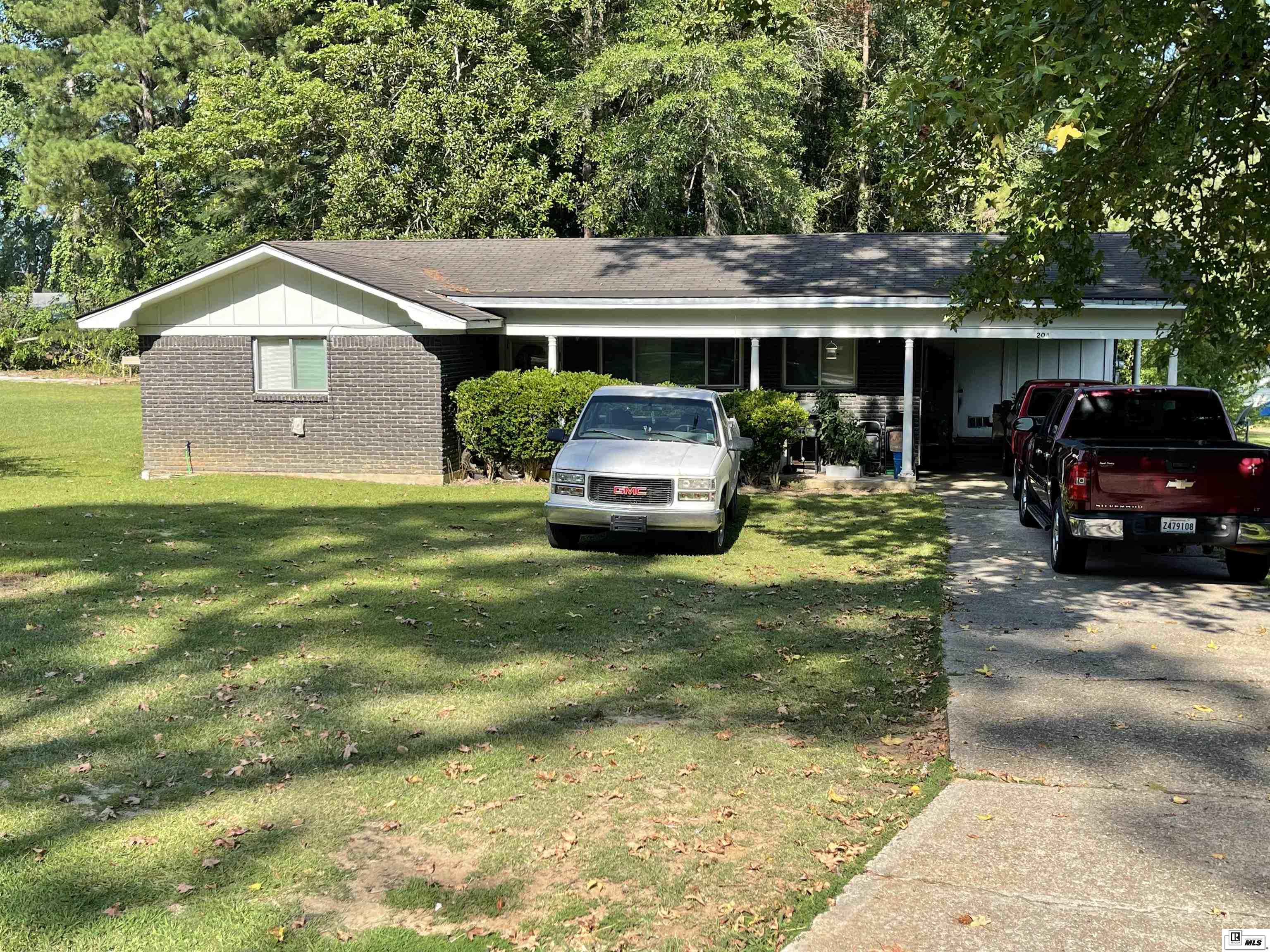 204 Moffett Drive