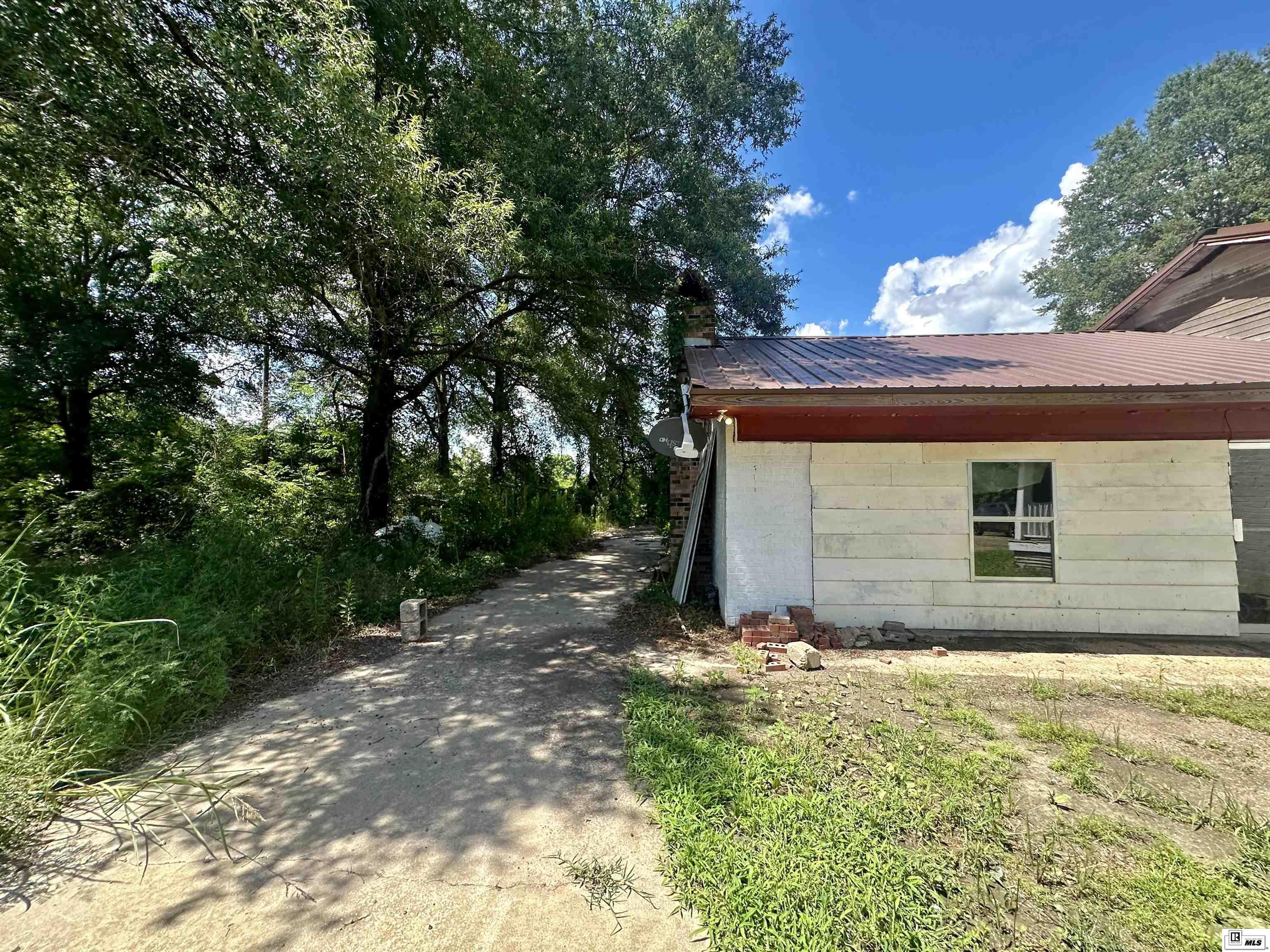 3566 Highway 80