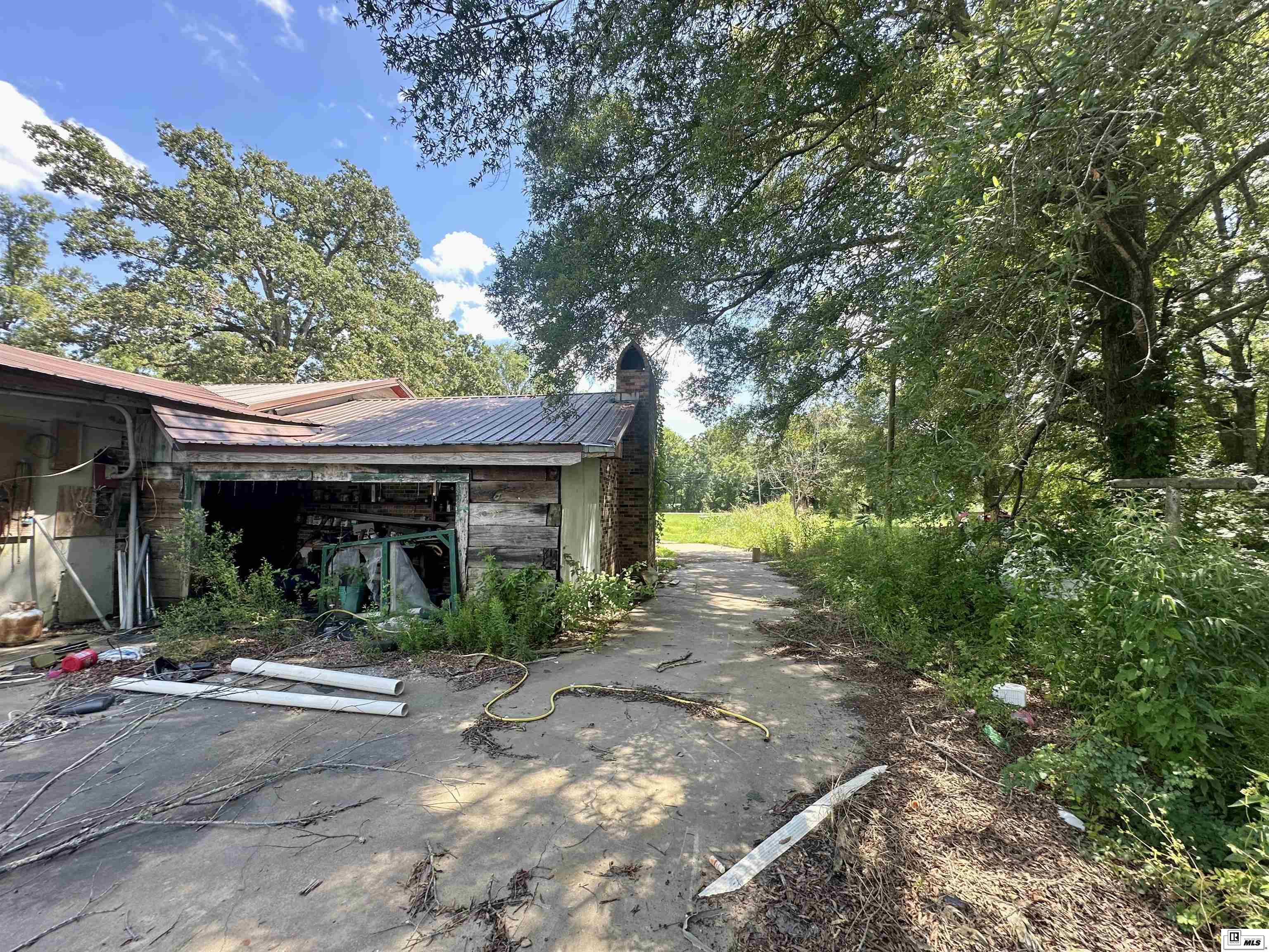 3566 Highway 80