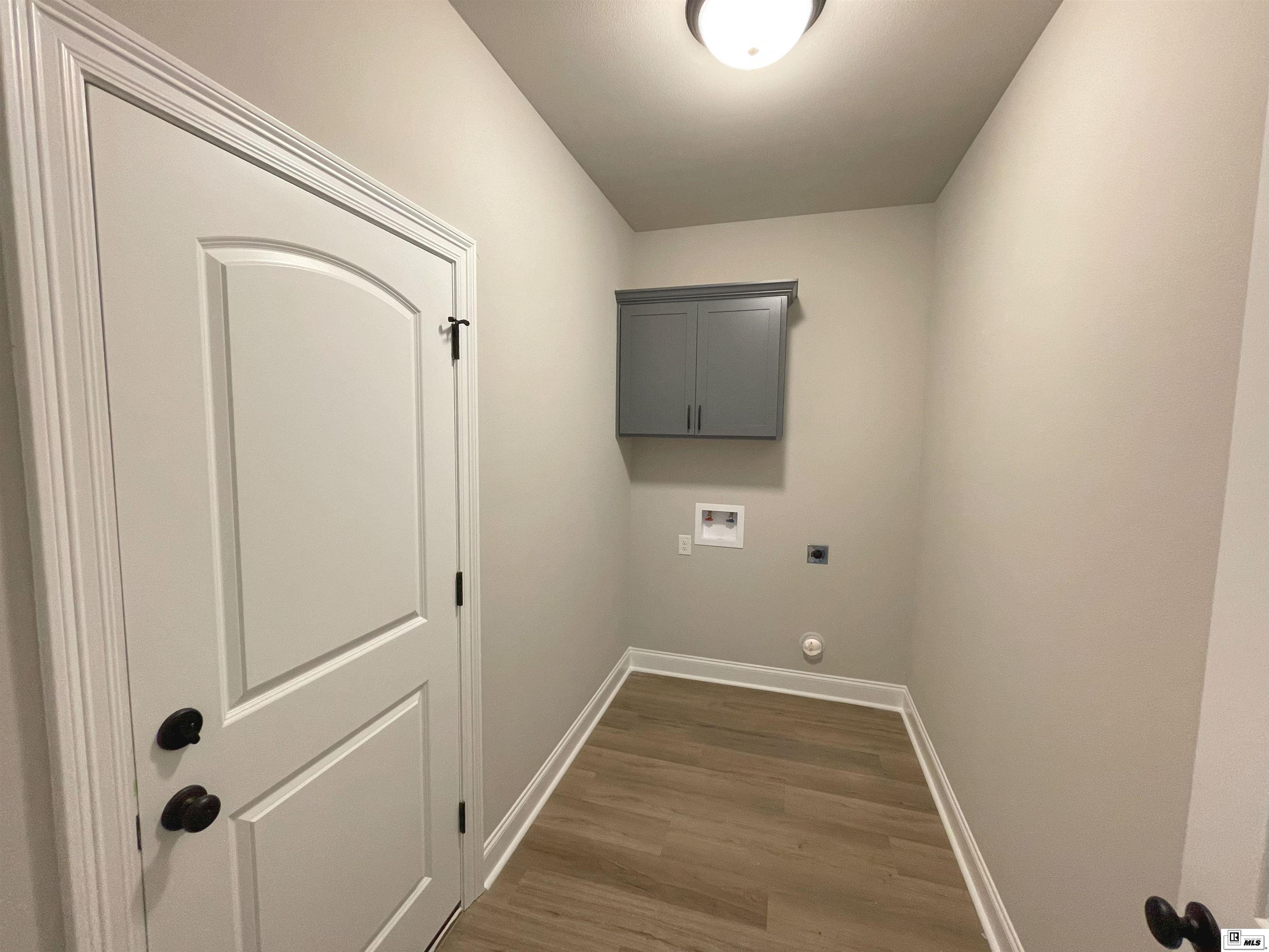 119 Brownstone Court