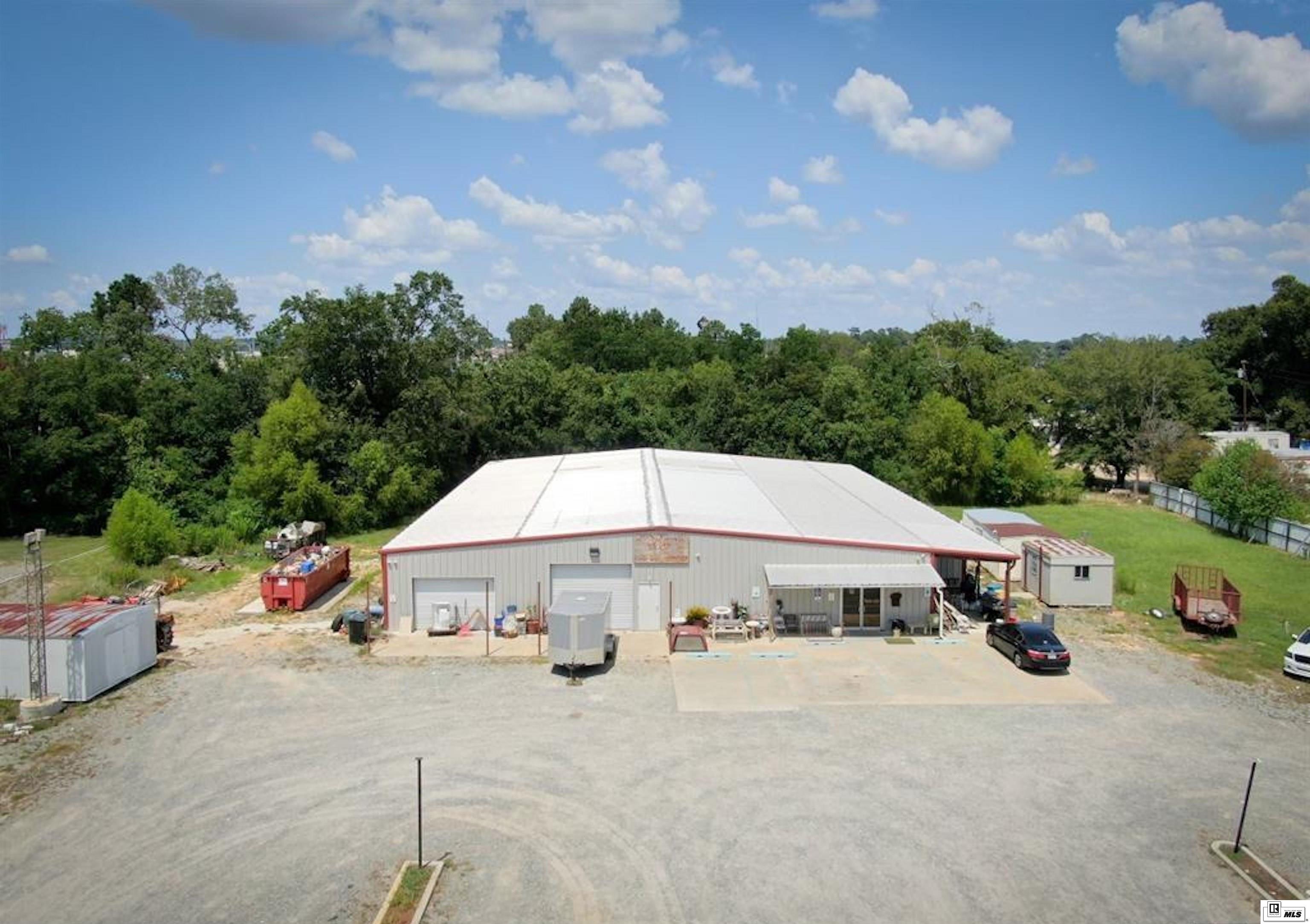 2048 Old Natchitoches Road