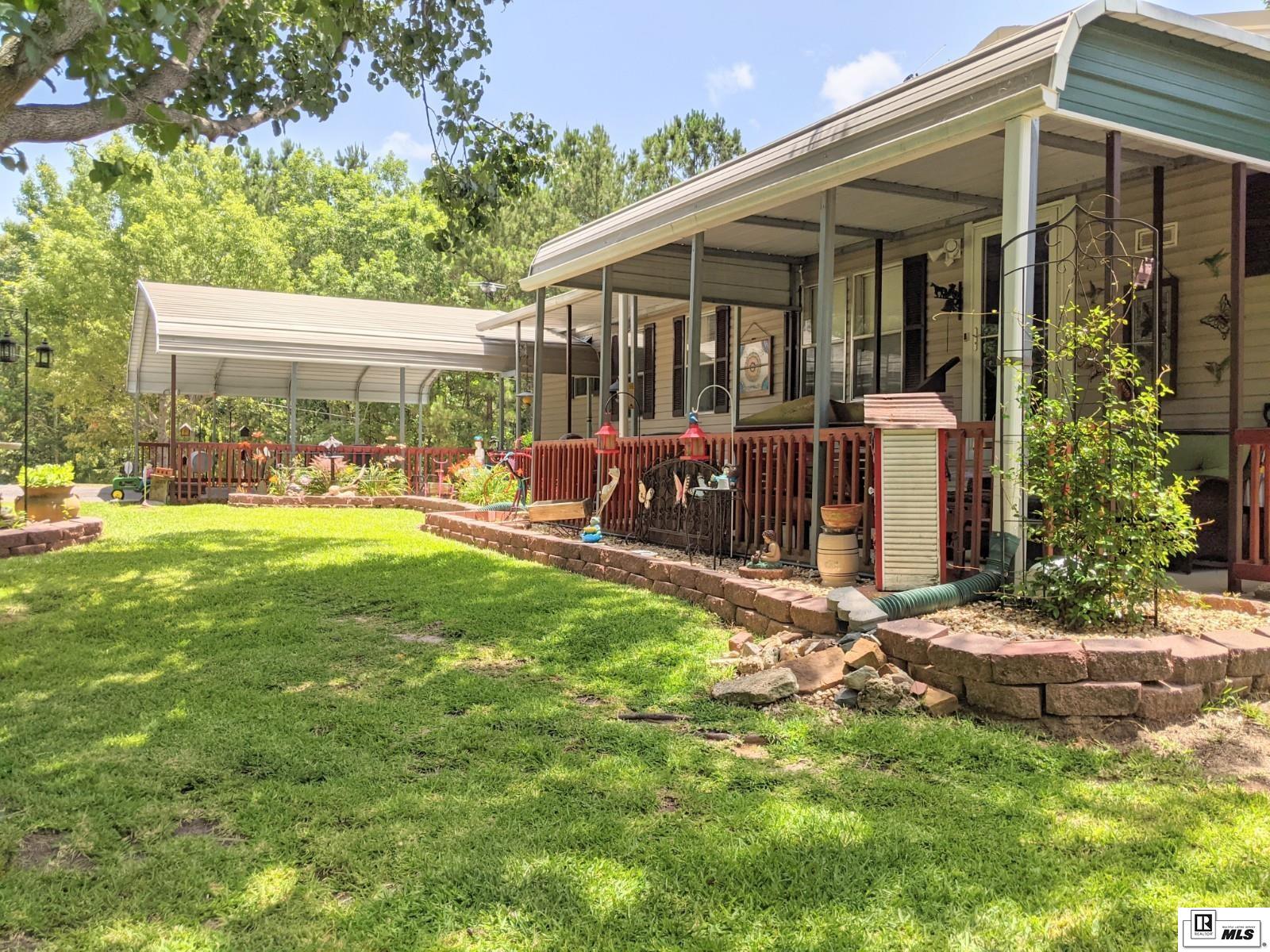 2699 Lapine Road