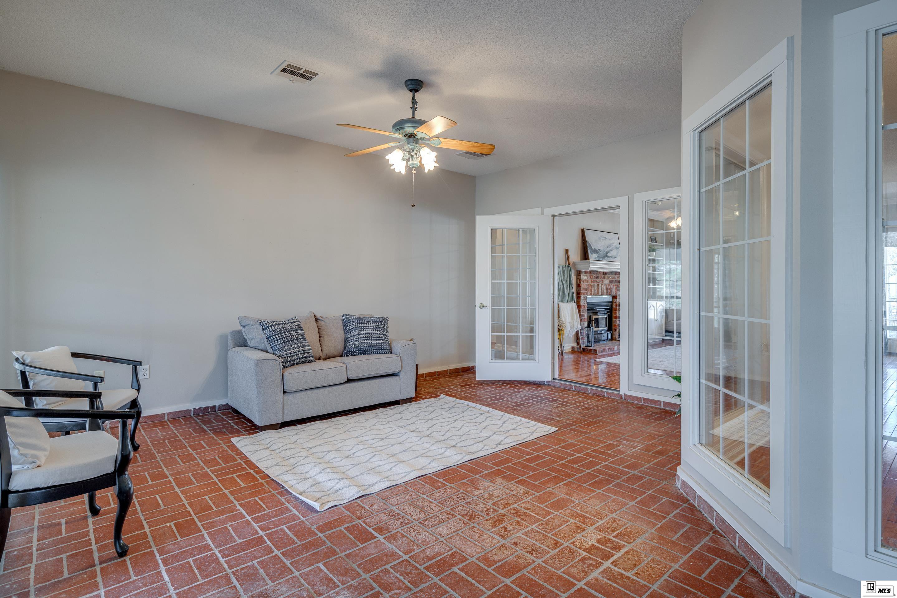 2129 Highway 557