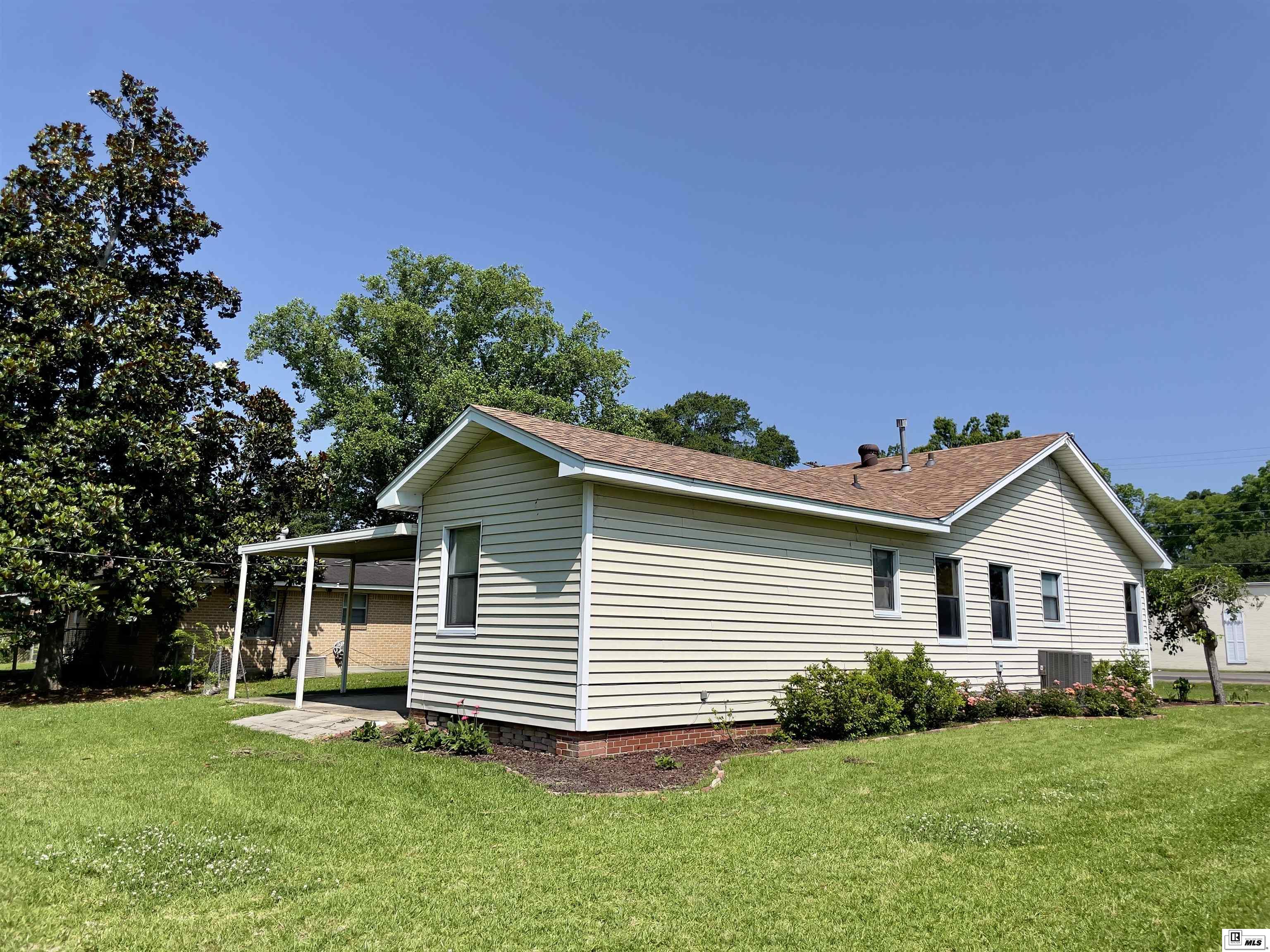 204 Monroe Street