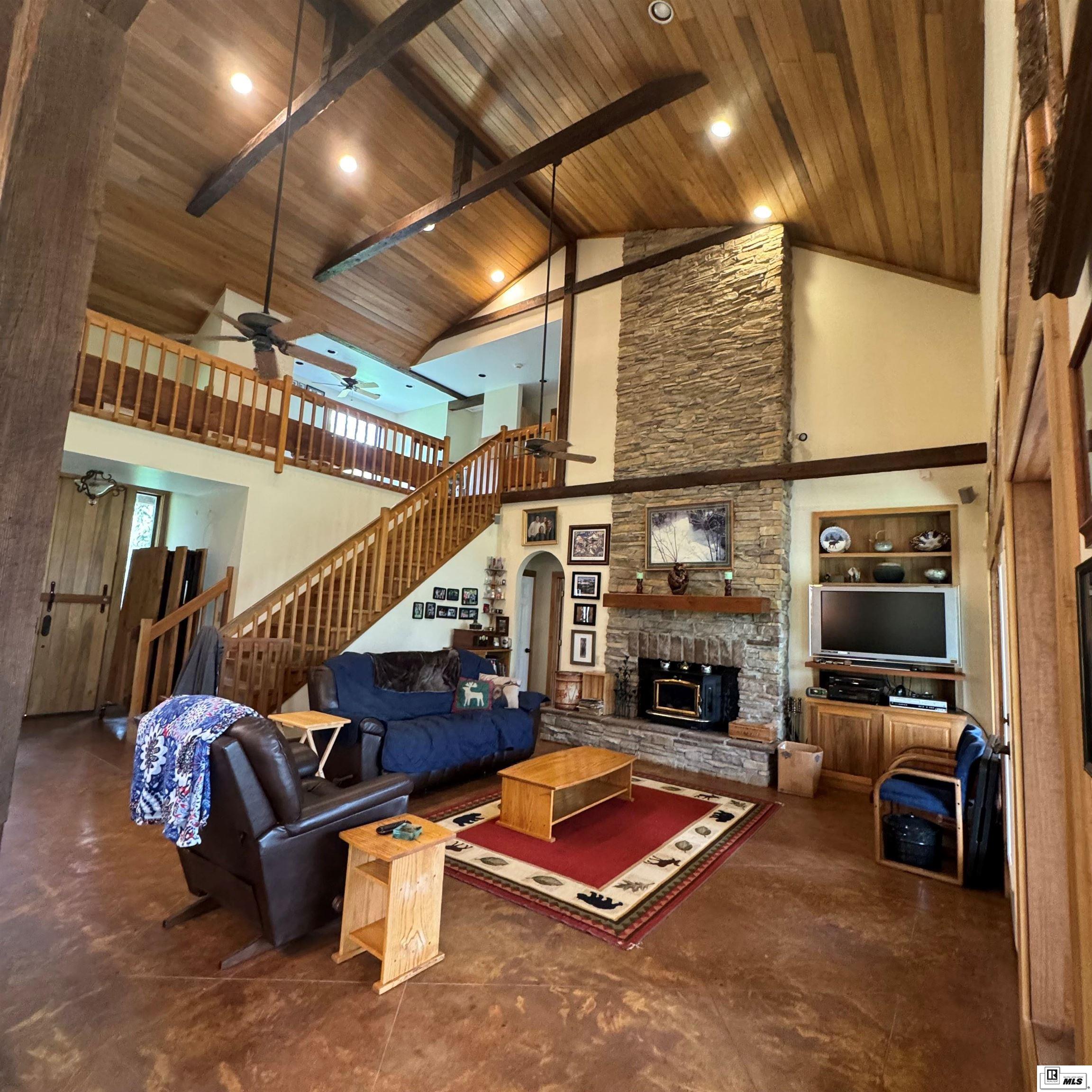 1631 Highway 144