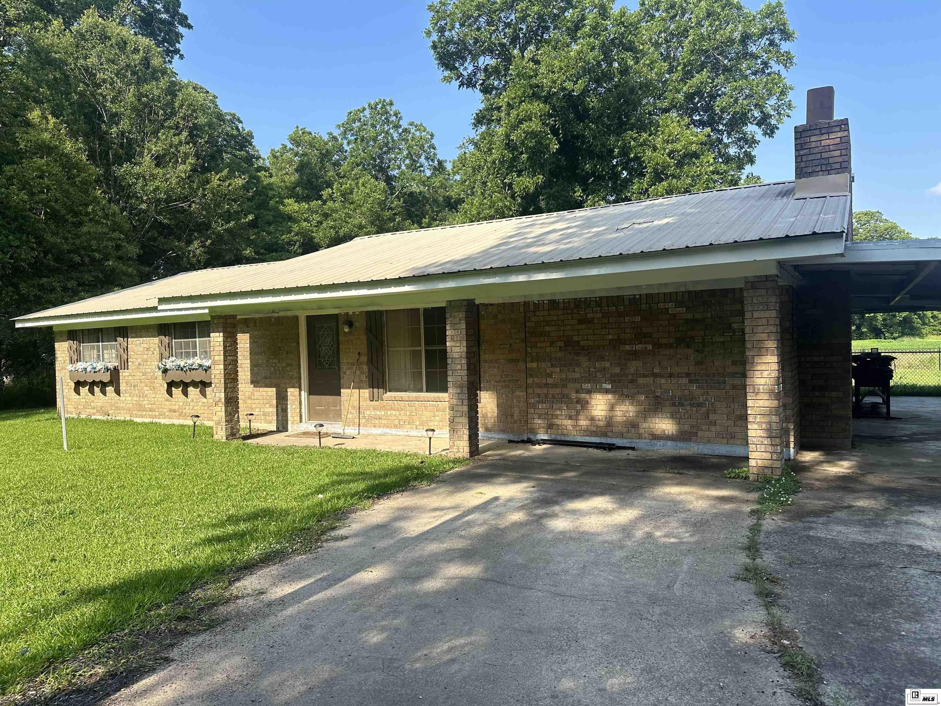 3836 Highway 577