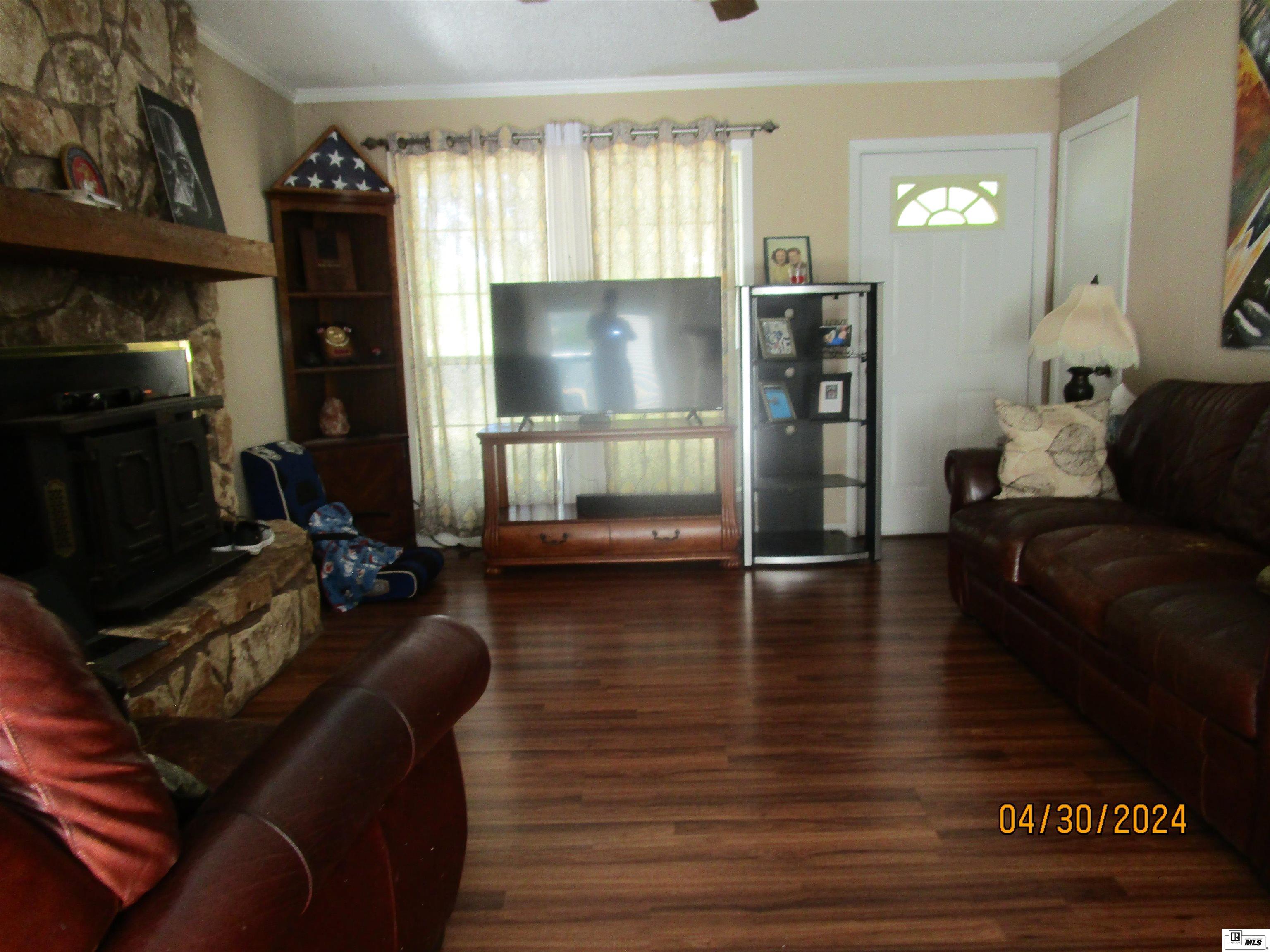 100 Hillside Circle