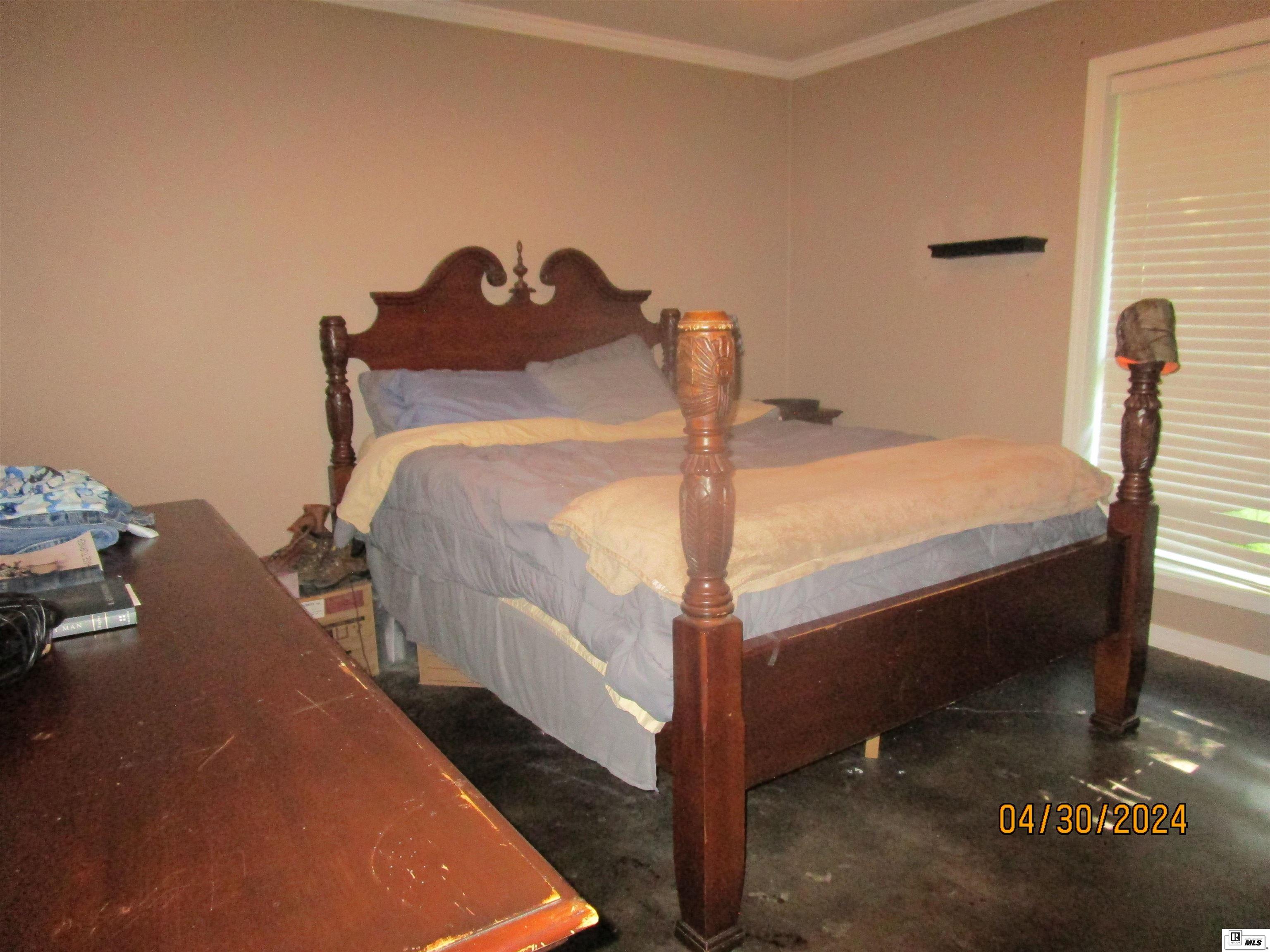 100 Hillside Circle