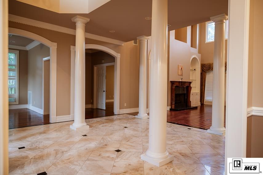 211 East Frenchman's Bend Road