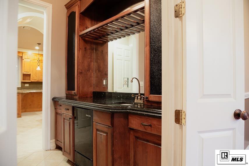 211 East Frenchman's Bend Road