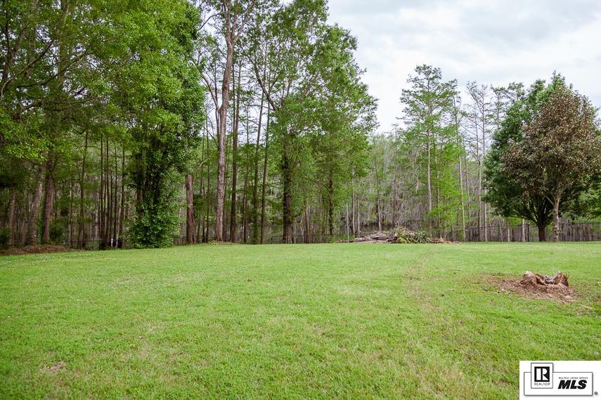 211 East Frenchman's Bend Road