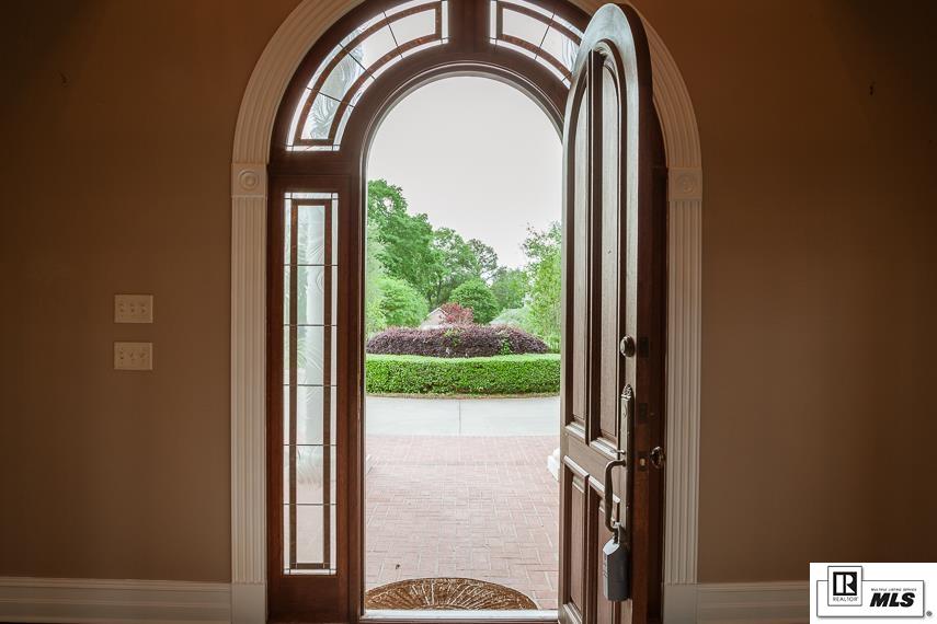 211 East Frenchman's Bend Road