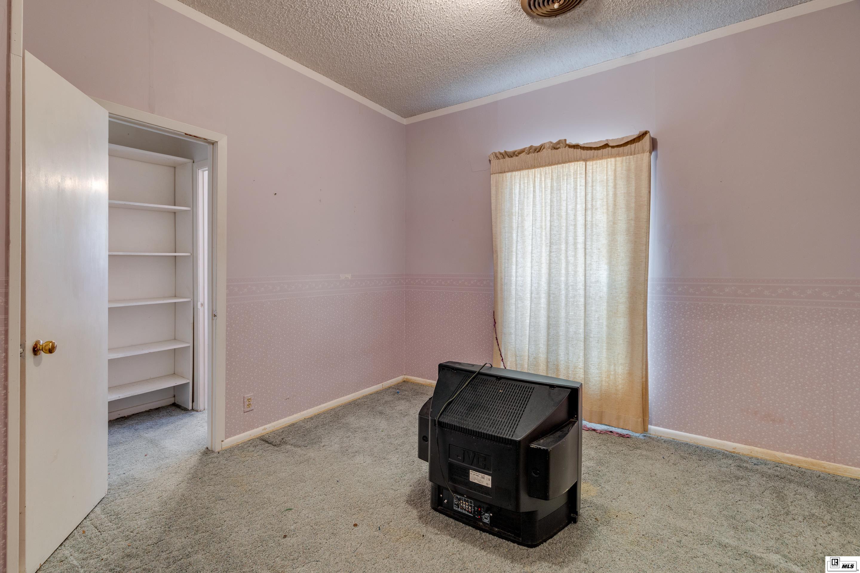210 Pickett Lane