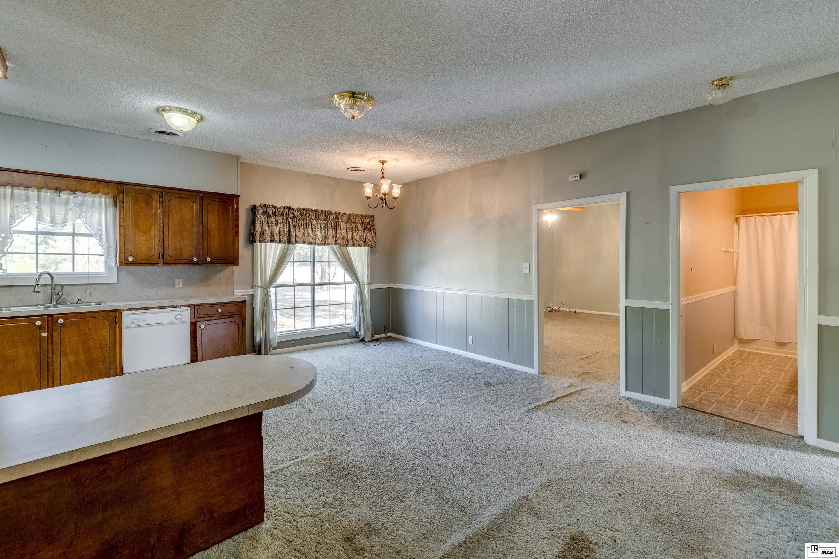 210 Pickett Lane