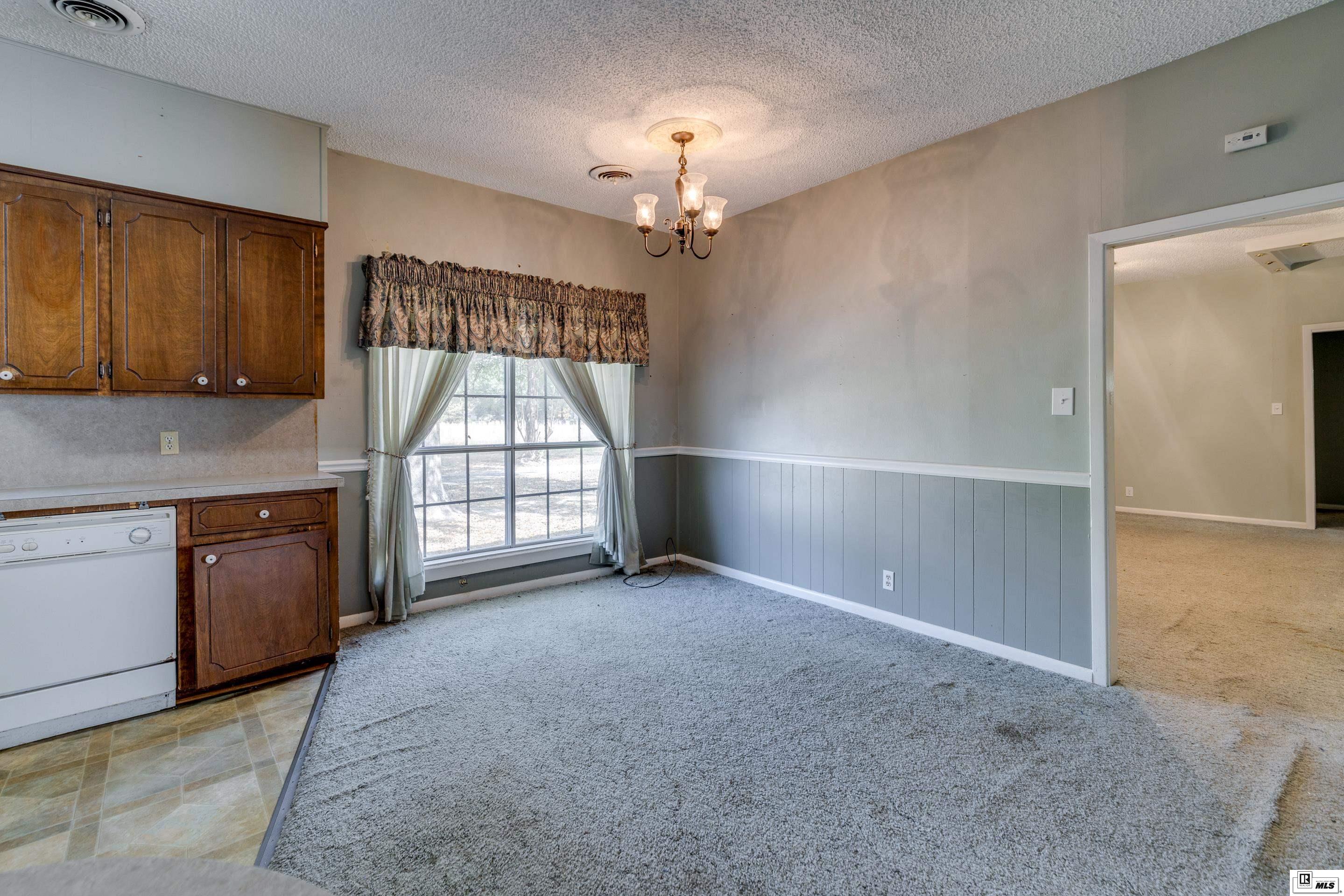 210 Pickett Lane