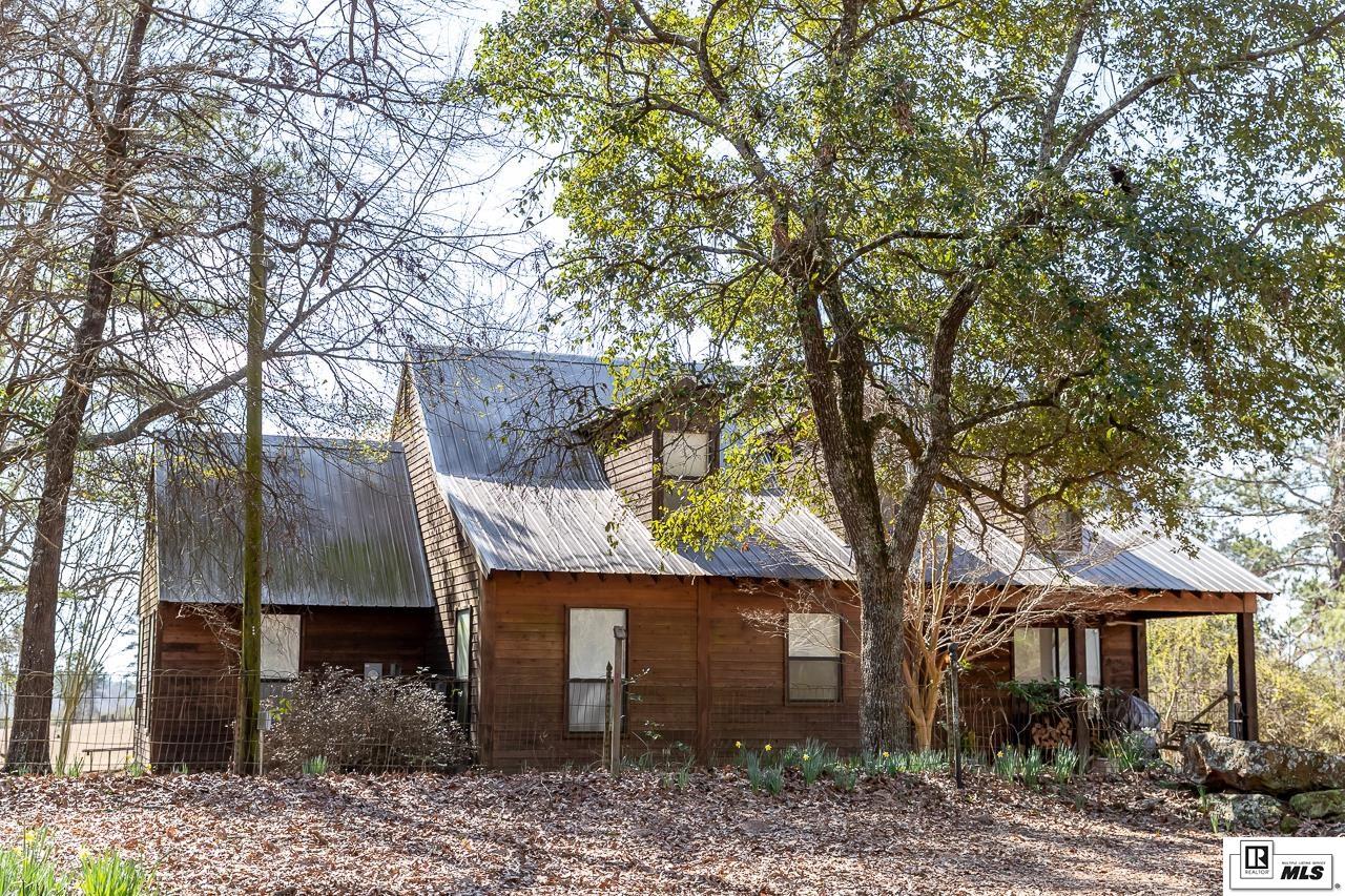 2823B Highway 151