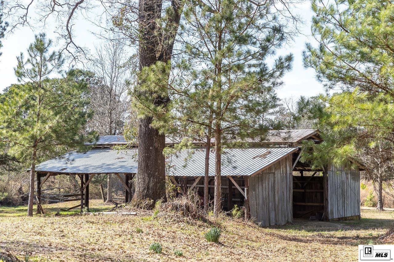 2823B Highway 151