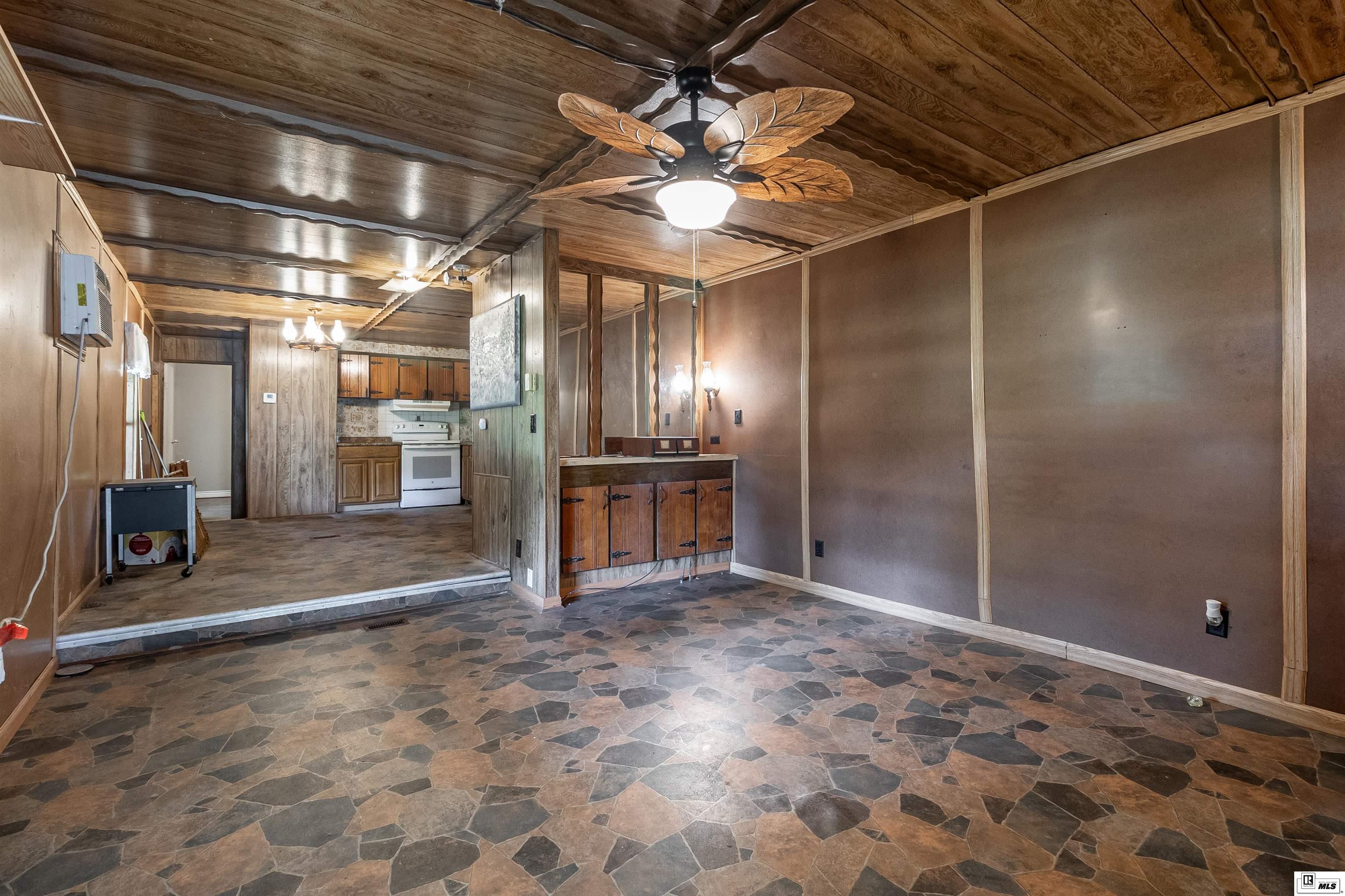 448 Woolen Lake Road
