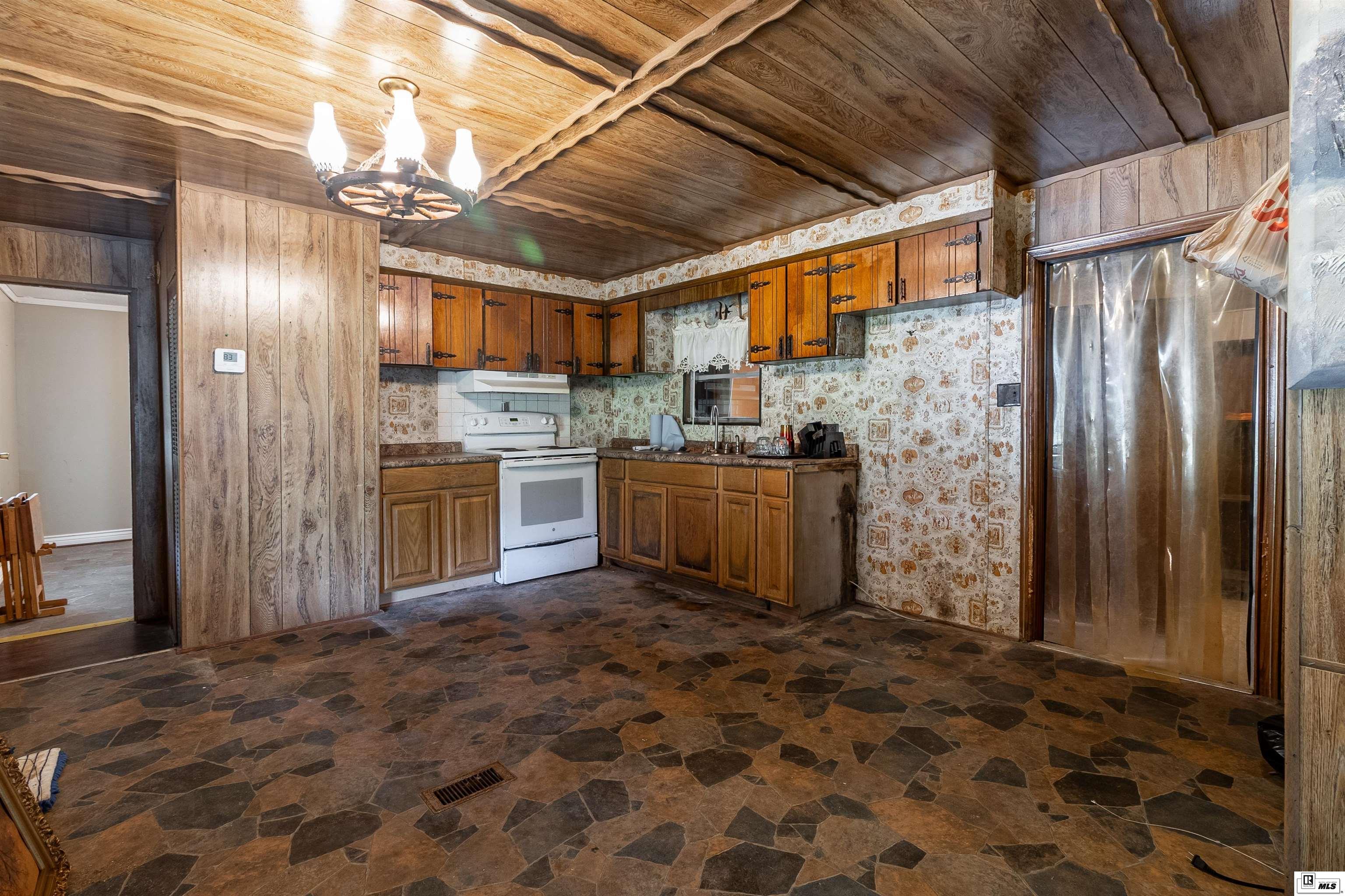 448 Woolen Lake Road