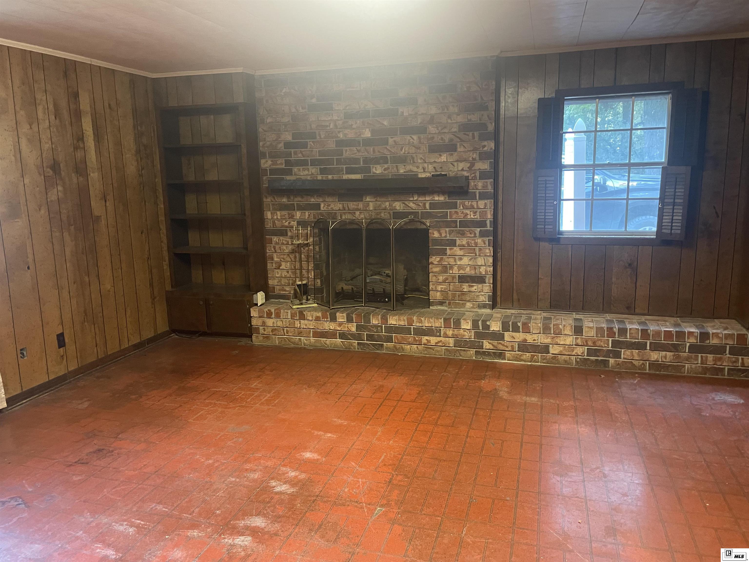 8506 Highway 17