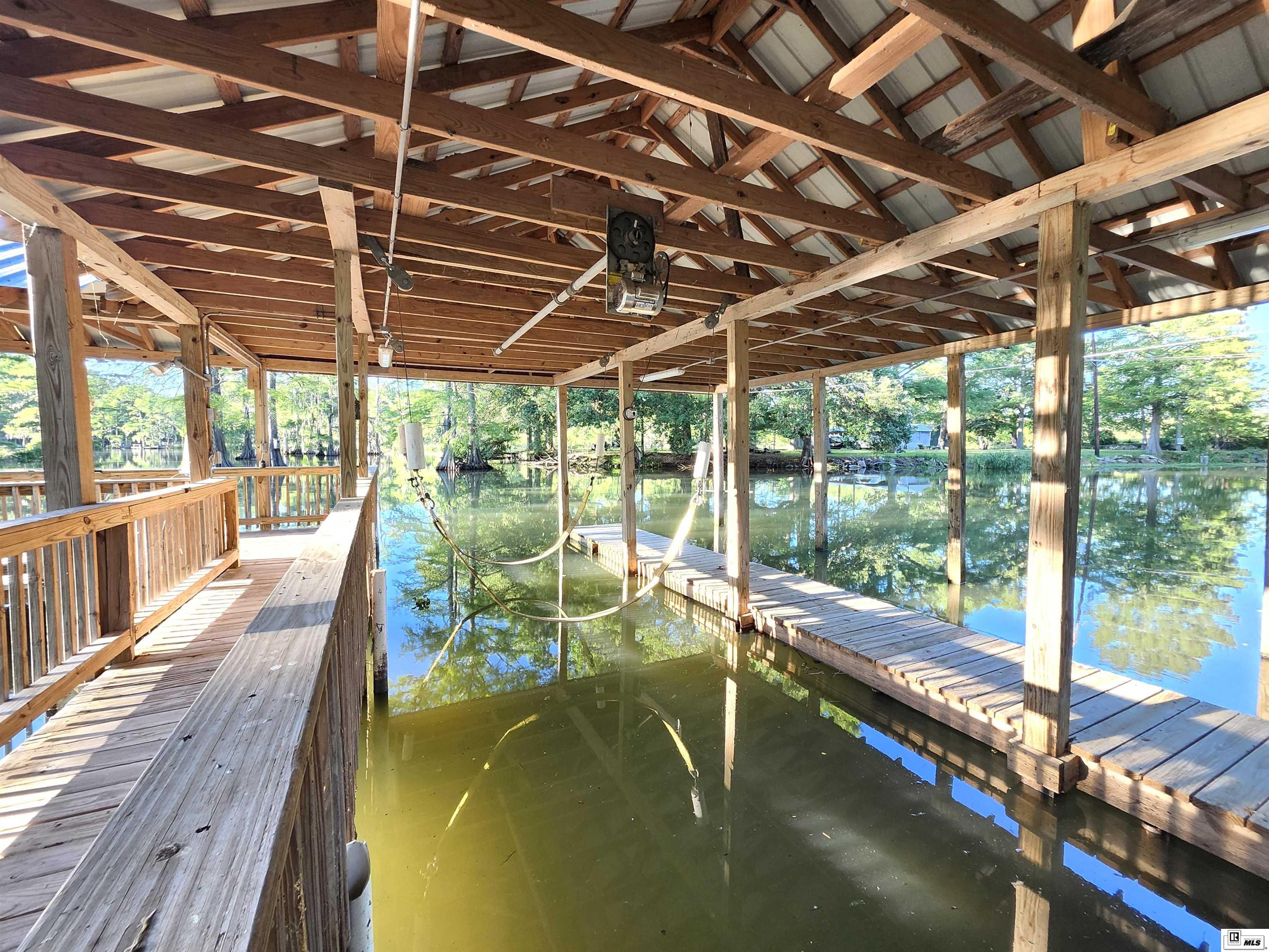 1744 Highway 569