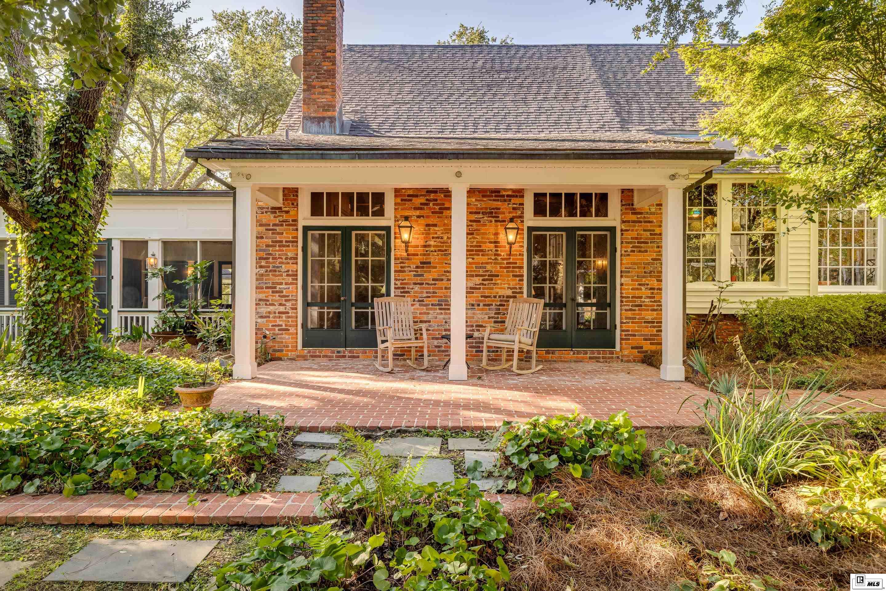 1500 Horseshoe Lake Road